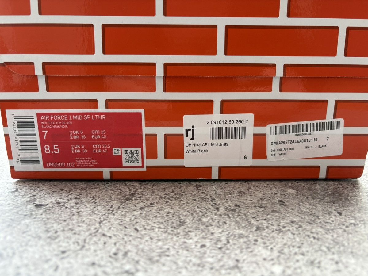 Nike × Off-White Nike x Off-White Air Force 1 Mid “Graffiti” US7 Size US 7 / EU 40 - 8 Thumbnail