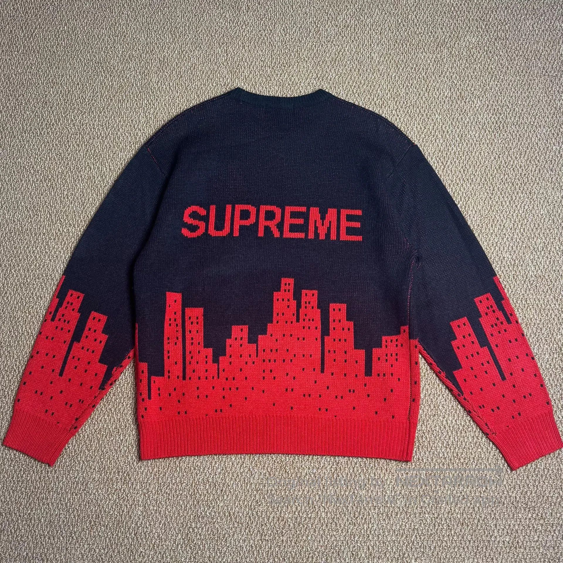 Supreme Supreme 20SS Week1 New York Night Scene Sweater. Size US M / EU 48-50 / 2 - 2 Thumbnail