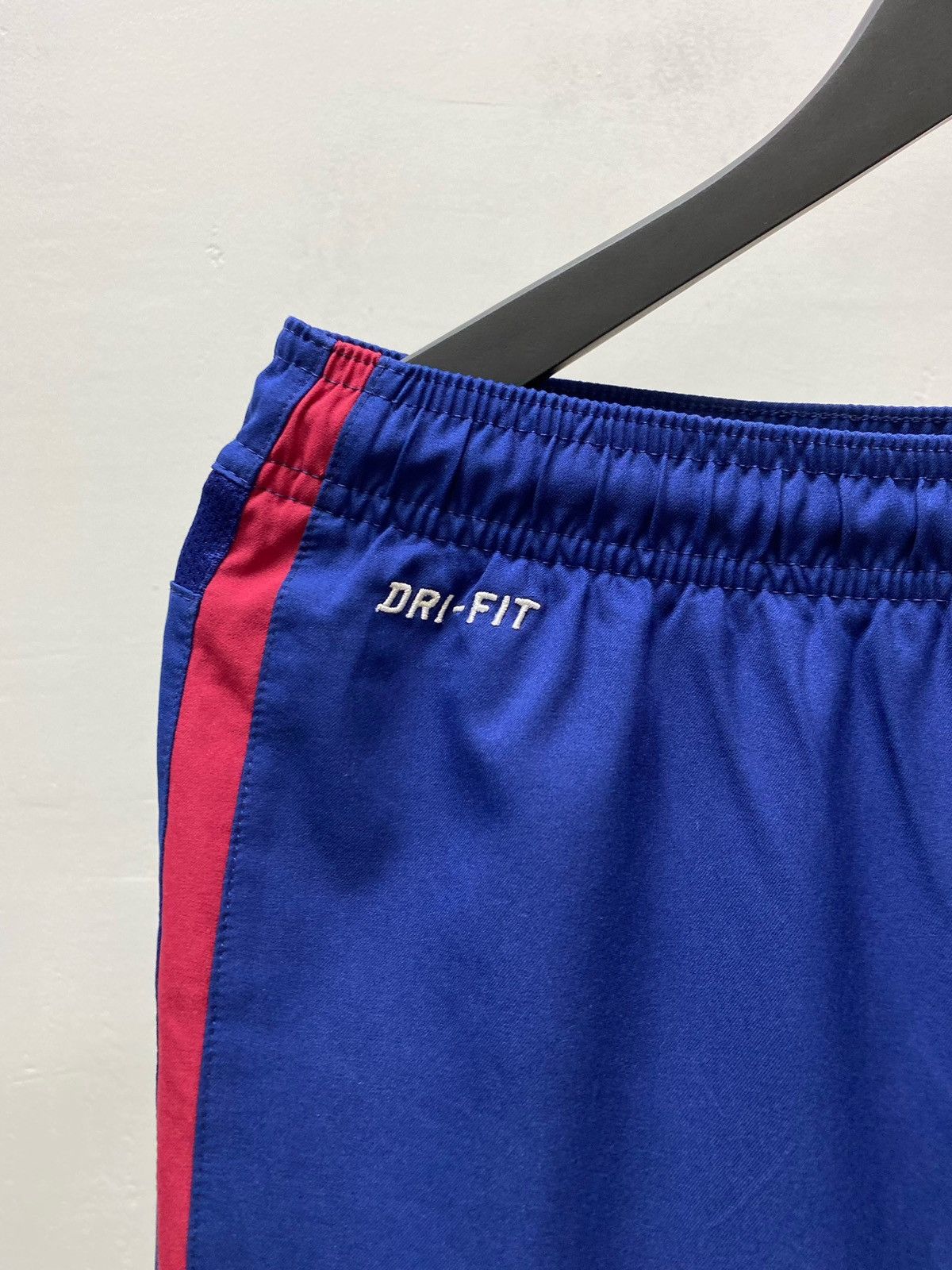 Nike 10# Messi Barcelona Nike Soccer Shorts Size US 34 / EU 50 - 8 Thumbnail