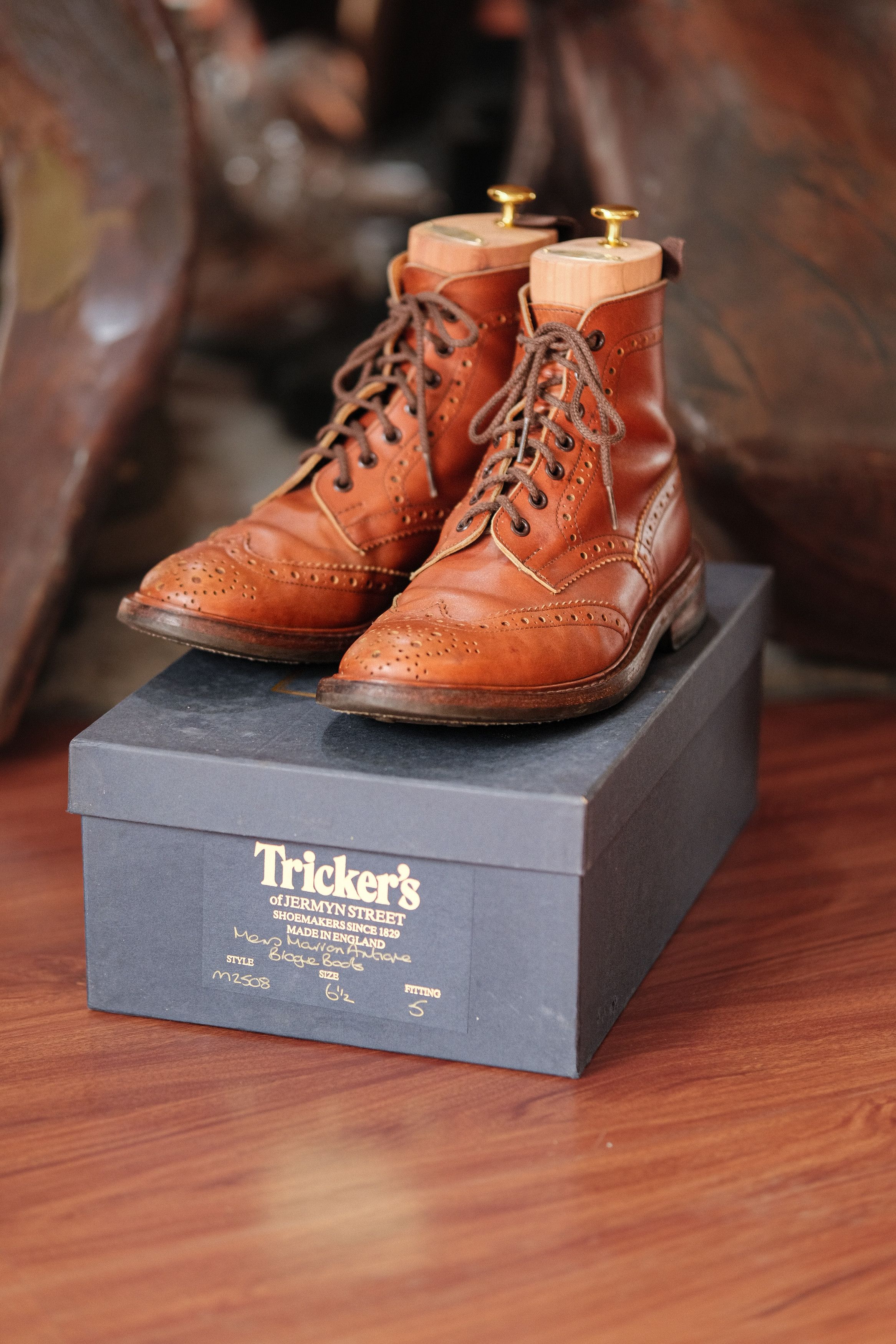 Tricker's Trickers Men Marron Antique Brogue Boots Size US 7.5 / EU 40-41 - 3 Thumbnail