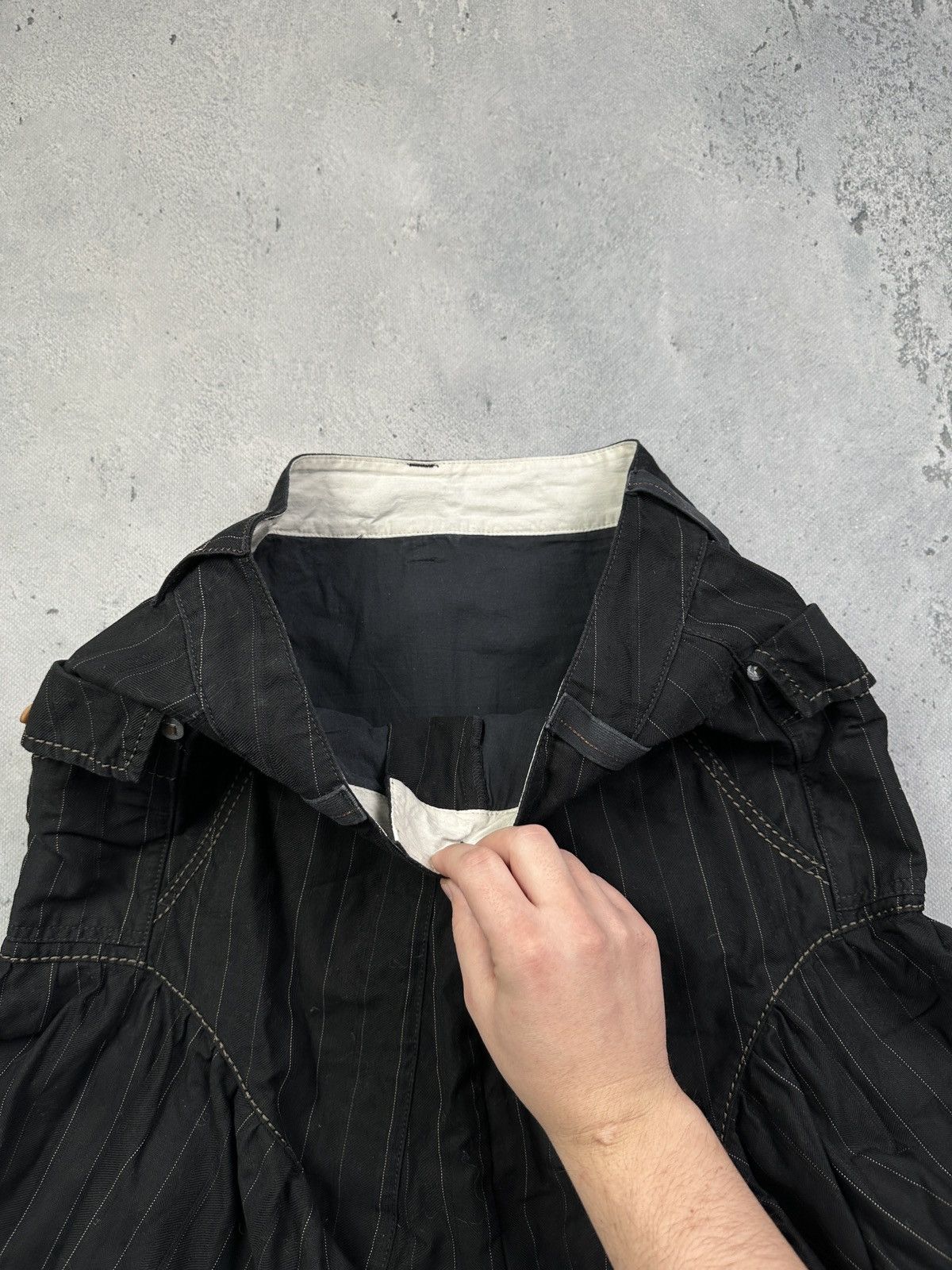 Marithe + Francois Girbaud Marithé + François Girbaud Ruffle Pinstripe Midi Denim Skirt Size 32" / US 10 / IT 46 - 14 Thumbnail