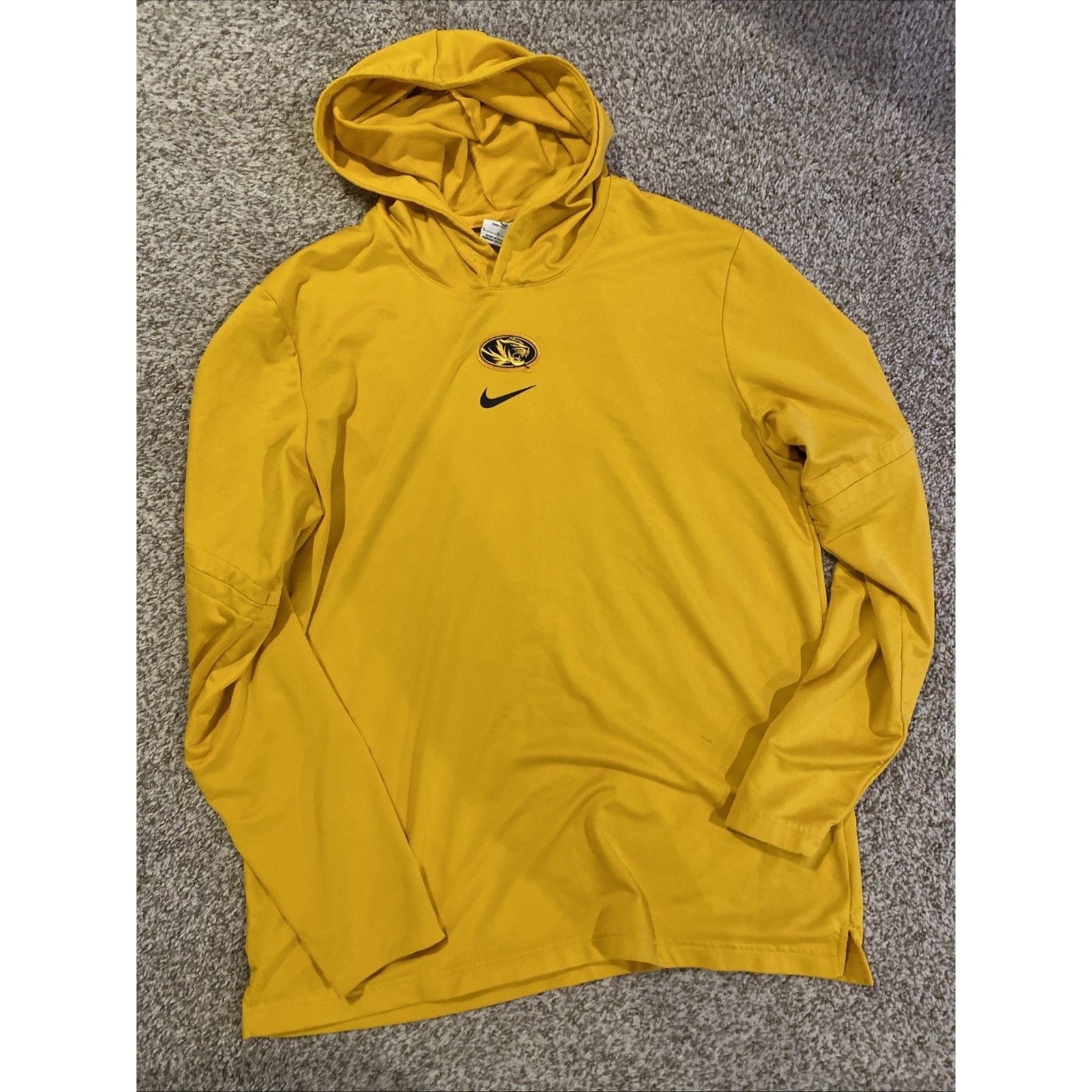 Nike Mizzou Nike Hooded Long Sleeve Large Size US L / EU 52-54 / 3 - 1 Preview