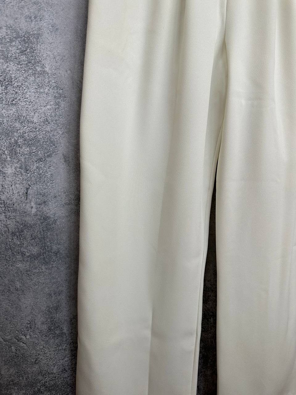 Other Day Meets Night Ivory Lace Vest & Wide Leg Pants Set Elegant Size 28" / US 6 / IT 42 - 14 Thumbnail