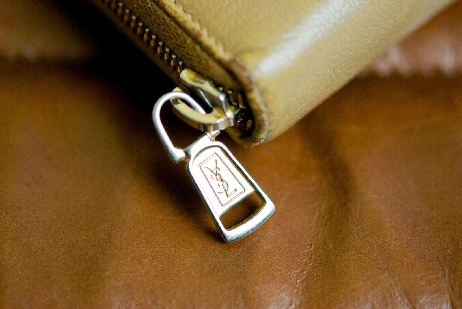 Yves Saint Laurent YSL Yves Saint Laurent Womens Monogram Wallet Long Beige Size ONE SIZE - 13 Thumbnail