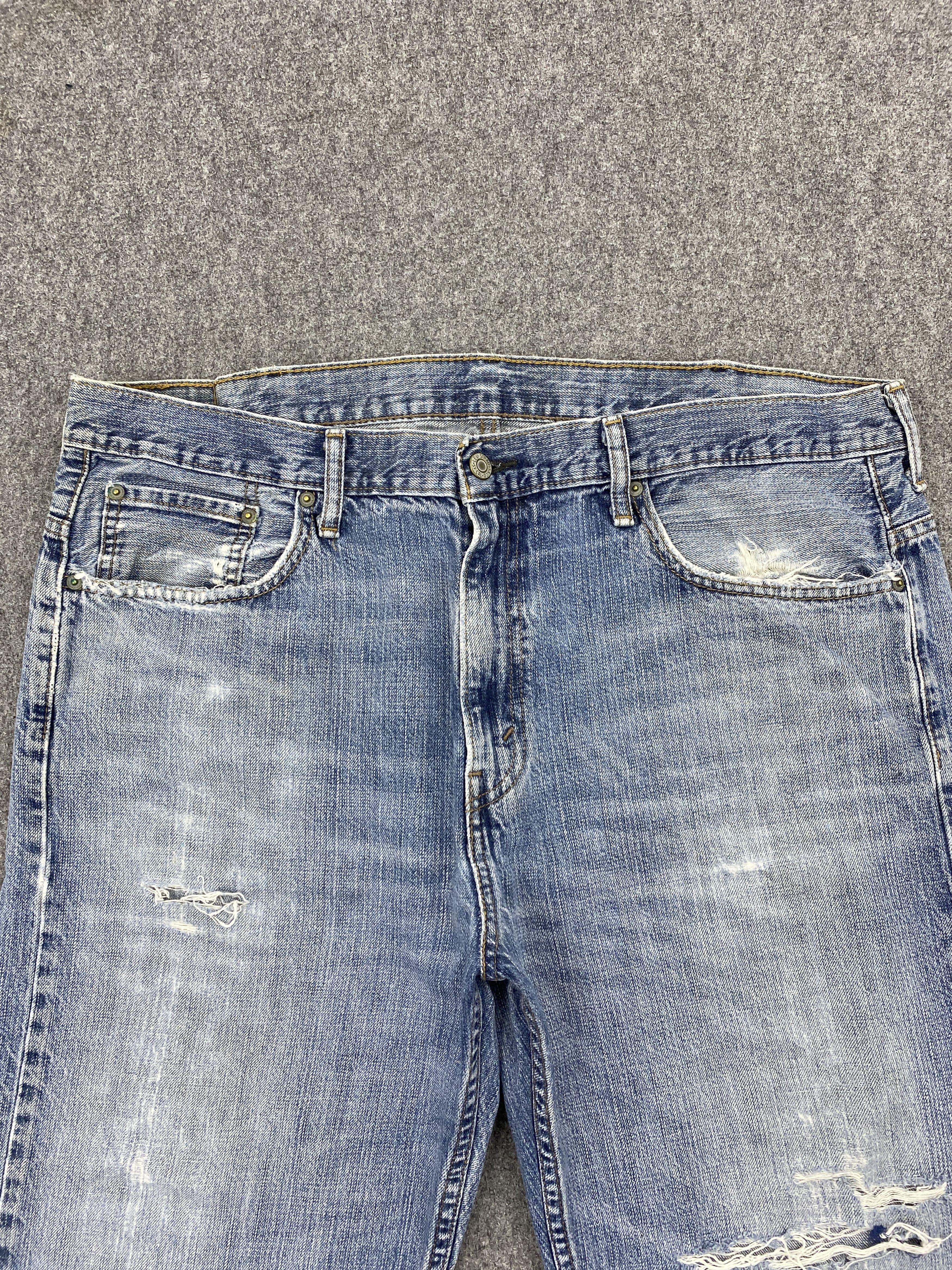 Levi's Vintage Levis 569 Faded Blue Jeans DP2619 Size US 40 / EU 56 - 2 Thumbnail