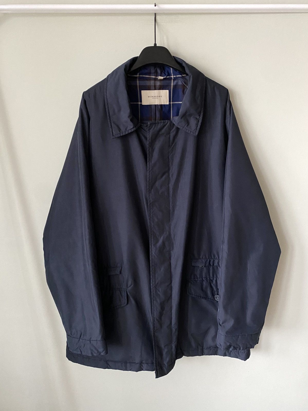 Burberry Burberry London Vintage Check Hunter Coat jacket Size US L / EU 52-54 / 3 - 1 Thumbnail