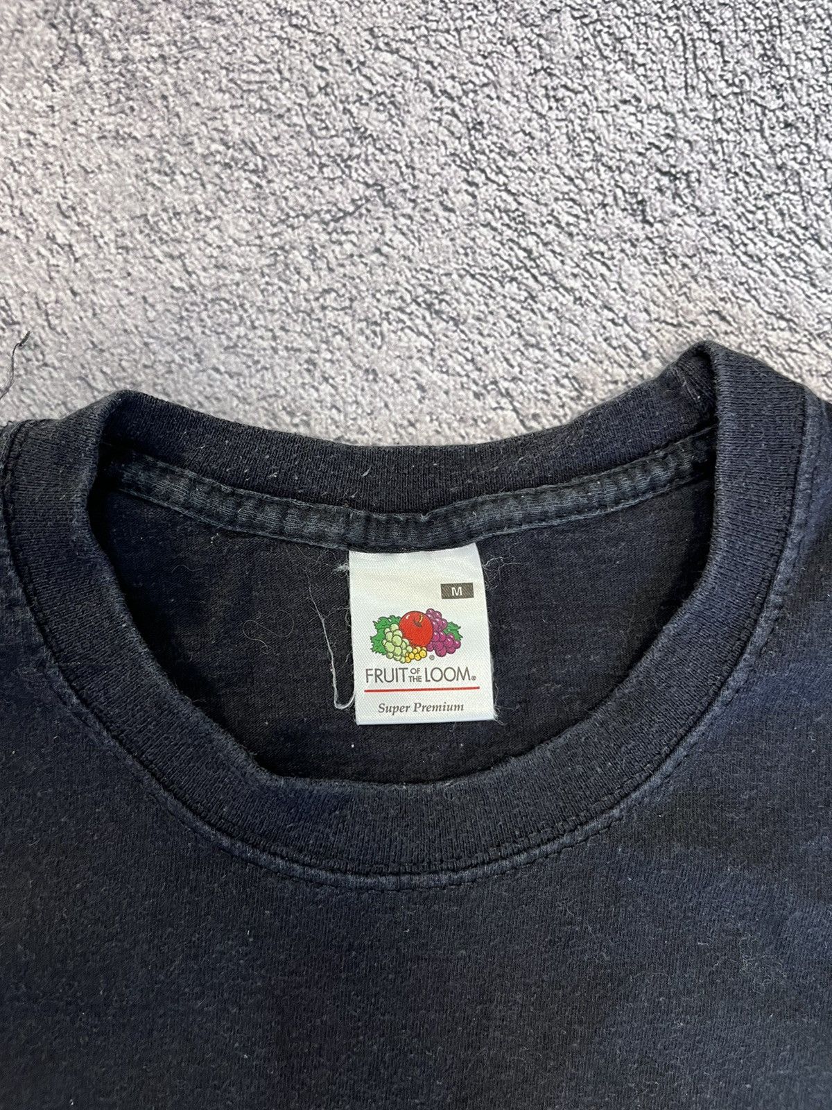 WWE Fruit Of The Loom Mens T -Shirt Vintage Wrestling WWE RAW Size US M / EU 48-50 / 2 - 3 Thumbnail