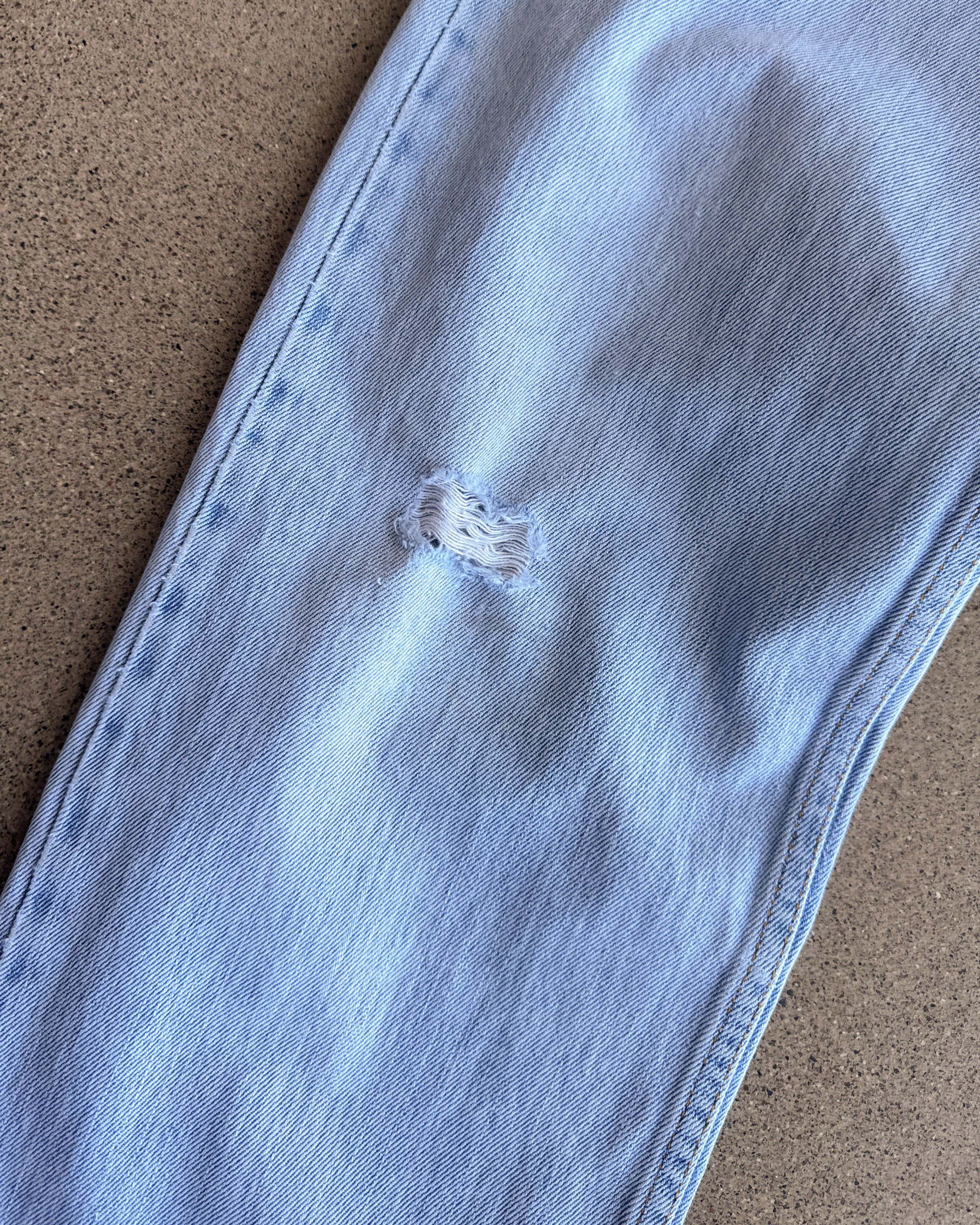 Levi's Vintage 2000s Levi's 505 Jeans Light Wash Distressed Mens 32 Size US 32 / EU 48 - 3 Thumbnail