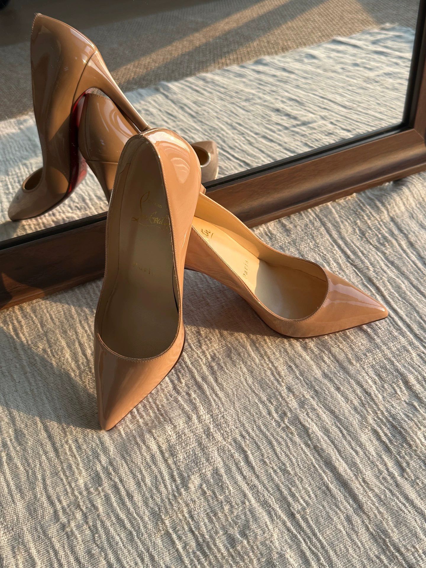 Christian Louboutin CL nude patent leather red sole heels women's Size US 4.5 / IT 34.5 - 9 Thumbnail