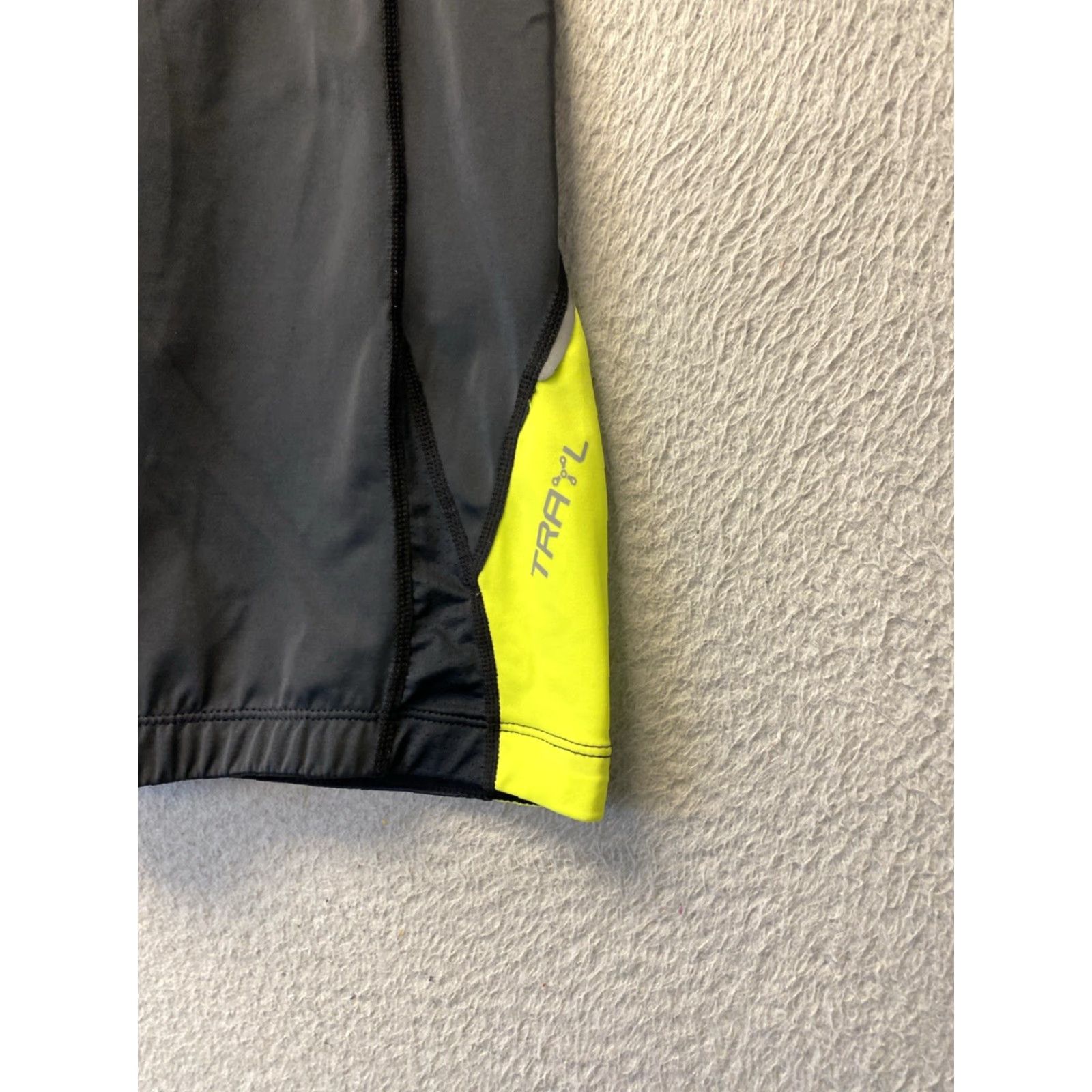 Vintage Trayl Dri-Fit 8" Biker Shorts XL Unisex Black Polyester Blend Solid Pockets High-Waisted 8" Inseam Button? (Note: Original contains no buttons) Size 40" / US 18 - 3 Thumbnail