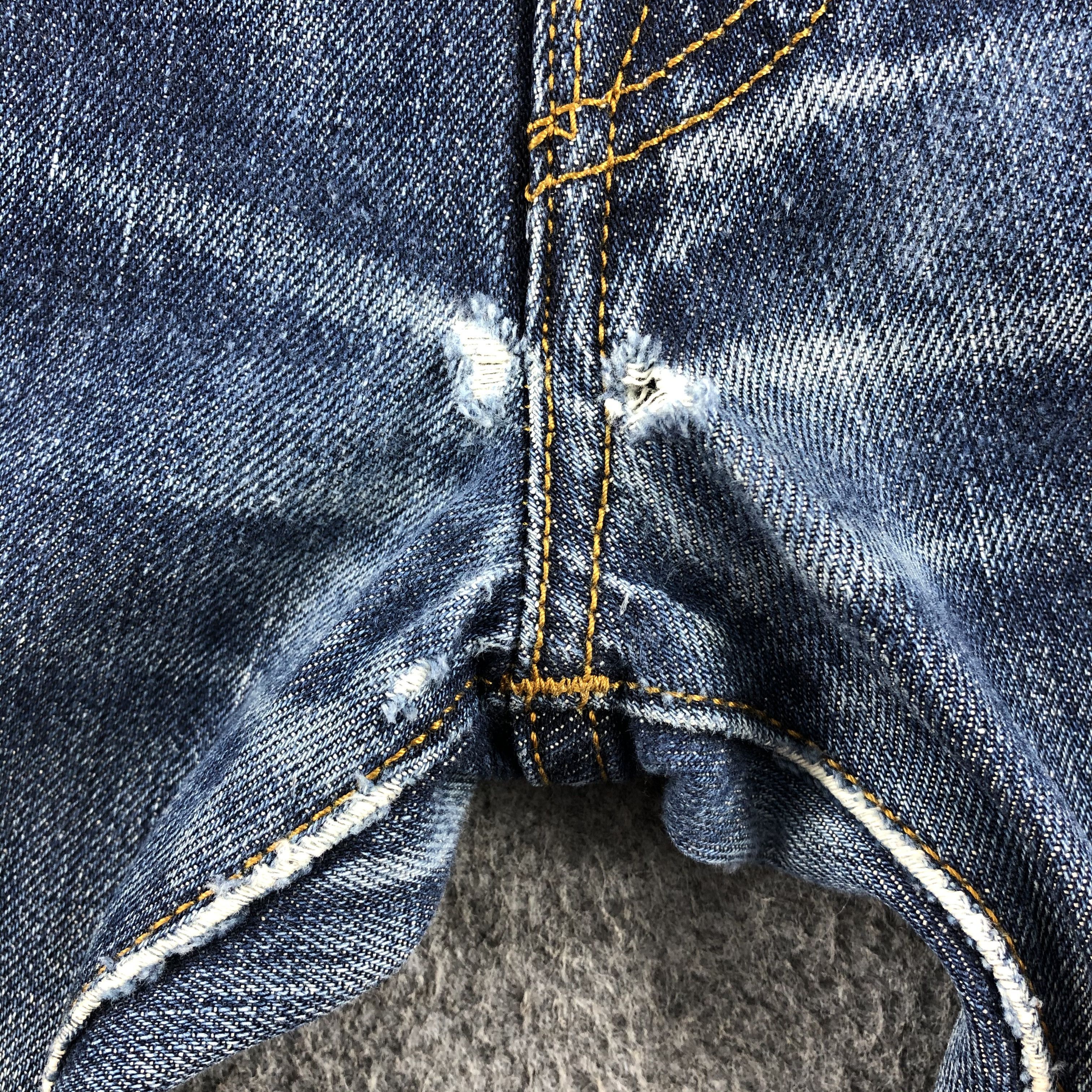 Levi's Vintage Blue Wash Levis 501 Jeans-J1904 Size US 31 - 8 Thumbnail
