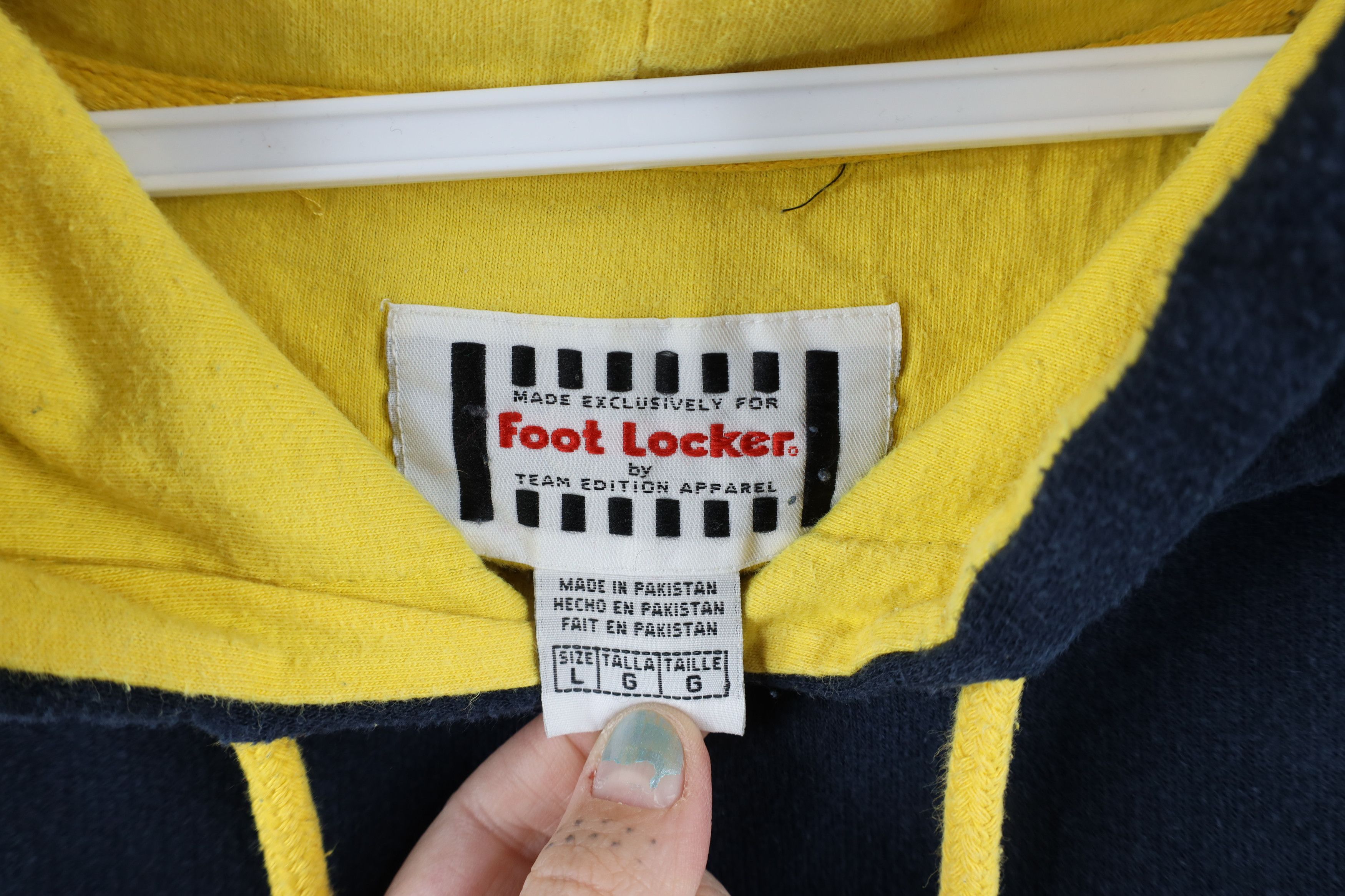 Vintage Out University of Michigan Hoodie Sweatshirt Blue