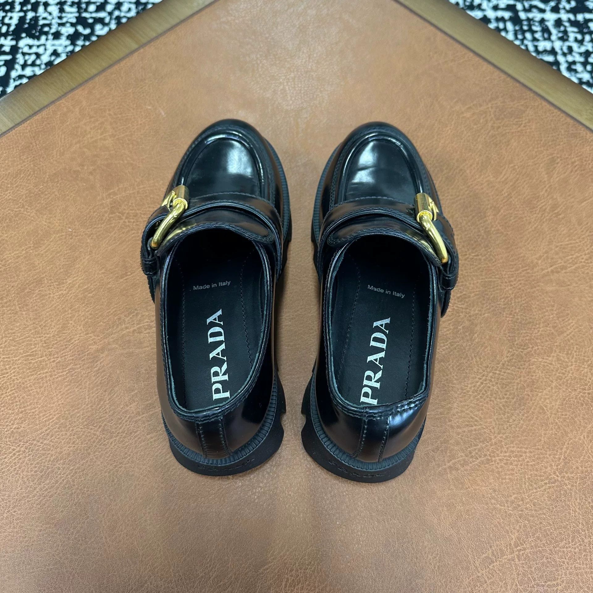 Prada Prada Metallic Black Lowtop Sneakers it_36 Women Size US 6 / IT 36 - 1 Thumbnail
