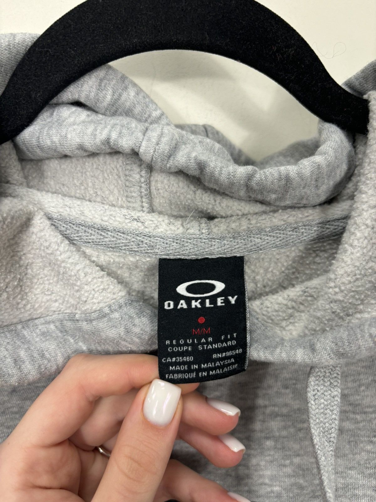 Oakley Vintage Oakley Big Logo Y2K Gray Hype Hoodie Size US M / EU 48-50 / 2 - 14 Thumbnail