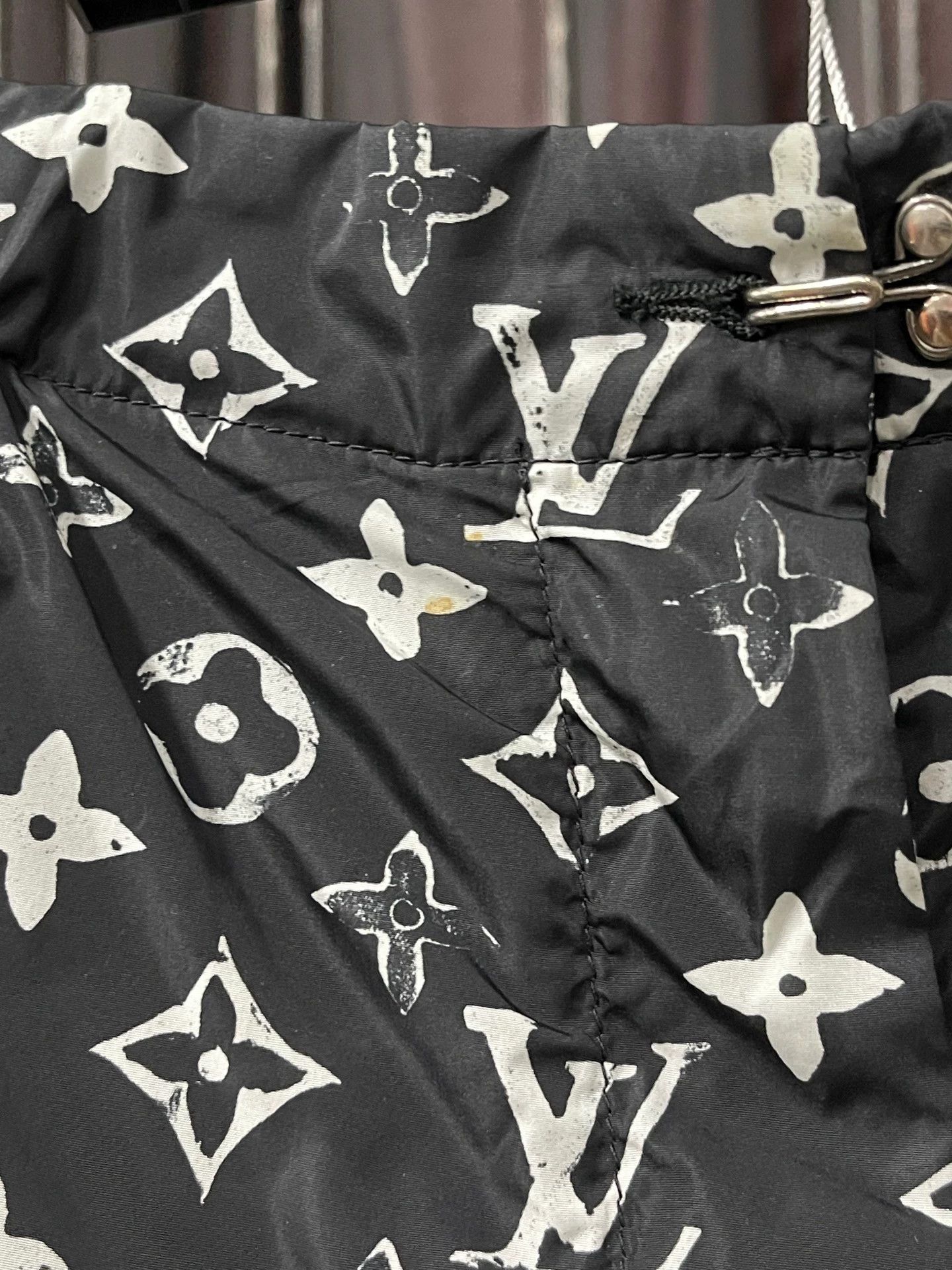 Louis Vuitton lv monogram short 36 Size 26" / US 2 / IT 38 - 5 Thumbnail