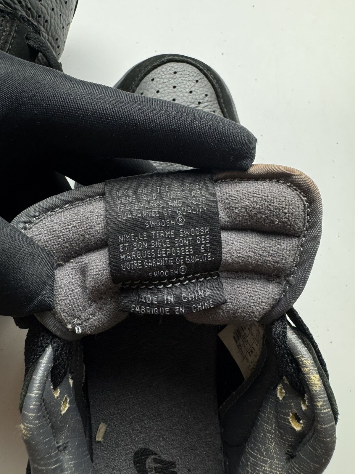 Nike 2003 Nike Dunk Low Pro Black Graphite Gum Size US 9 / EU 42 - 12 Thumbnail