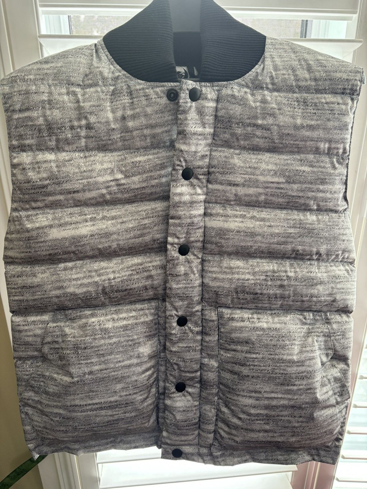 Crescent Down Works × Reigning Champ Reigning Champ X Crescent Down Works Printed Poly Down Vest Size US M / EU 48-50 / 2 - 1 Thumbnail