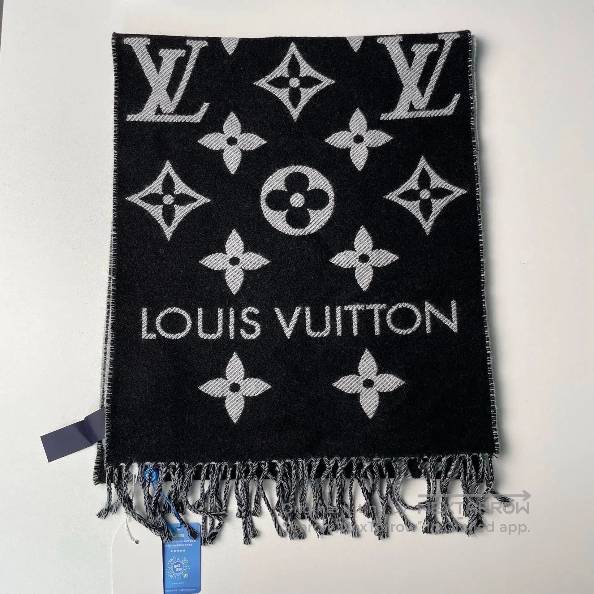 Louis Vuitton Louis Vuitton Double-Faced Wool Scarf in Black and Gray| Size ONE SIZE - 1 Thumbnail