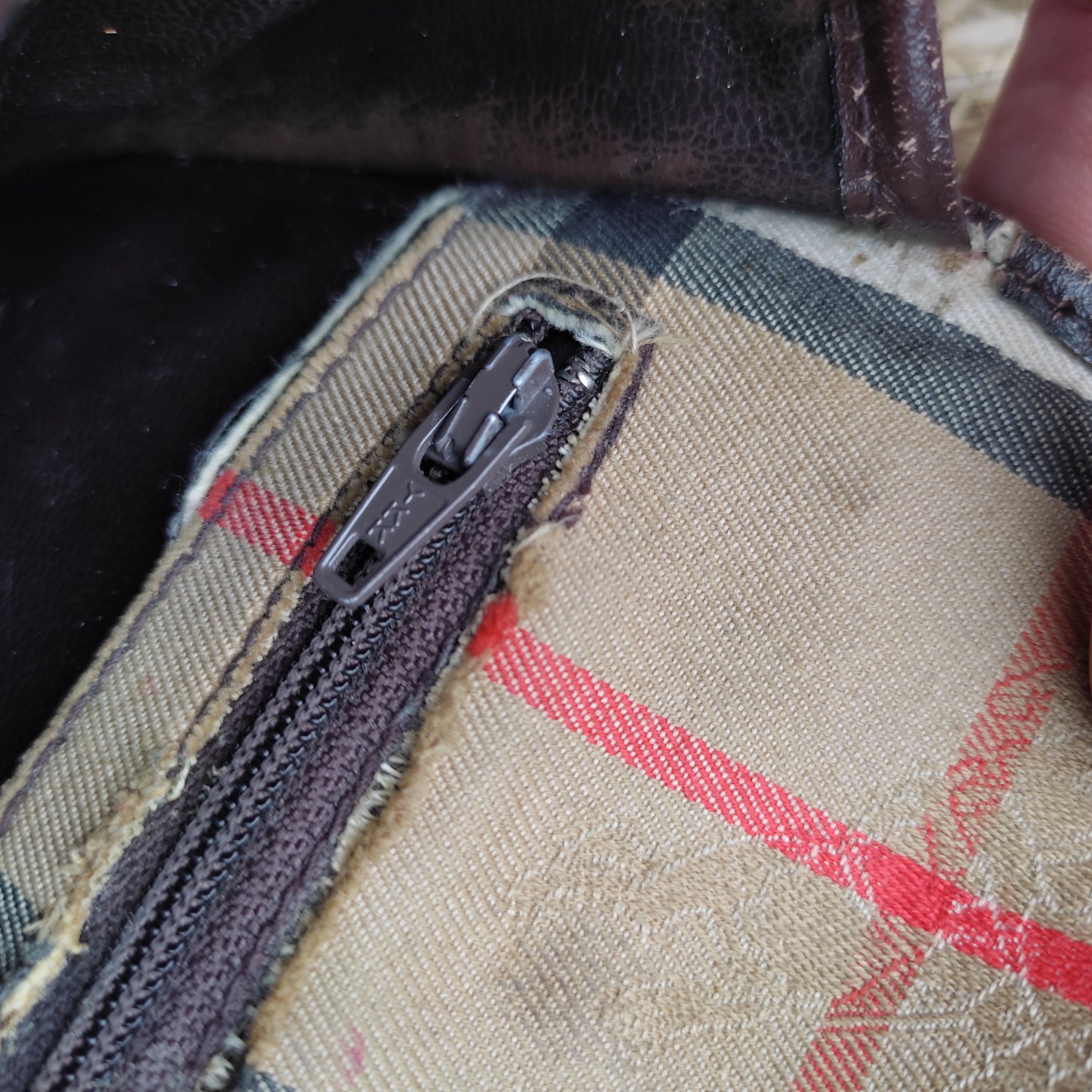 Burberry × Vintage Burberrys vintage crossbody bags nova check Size ONE SIZE - 18 Thumbnail