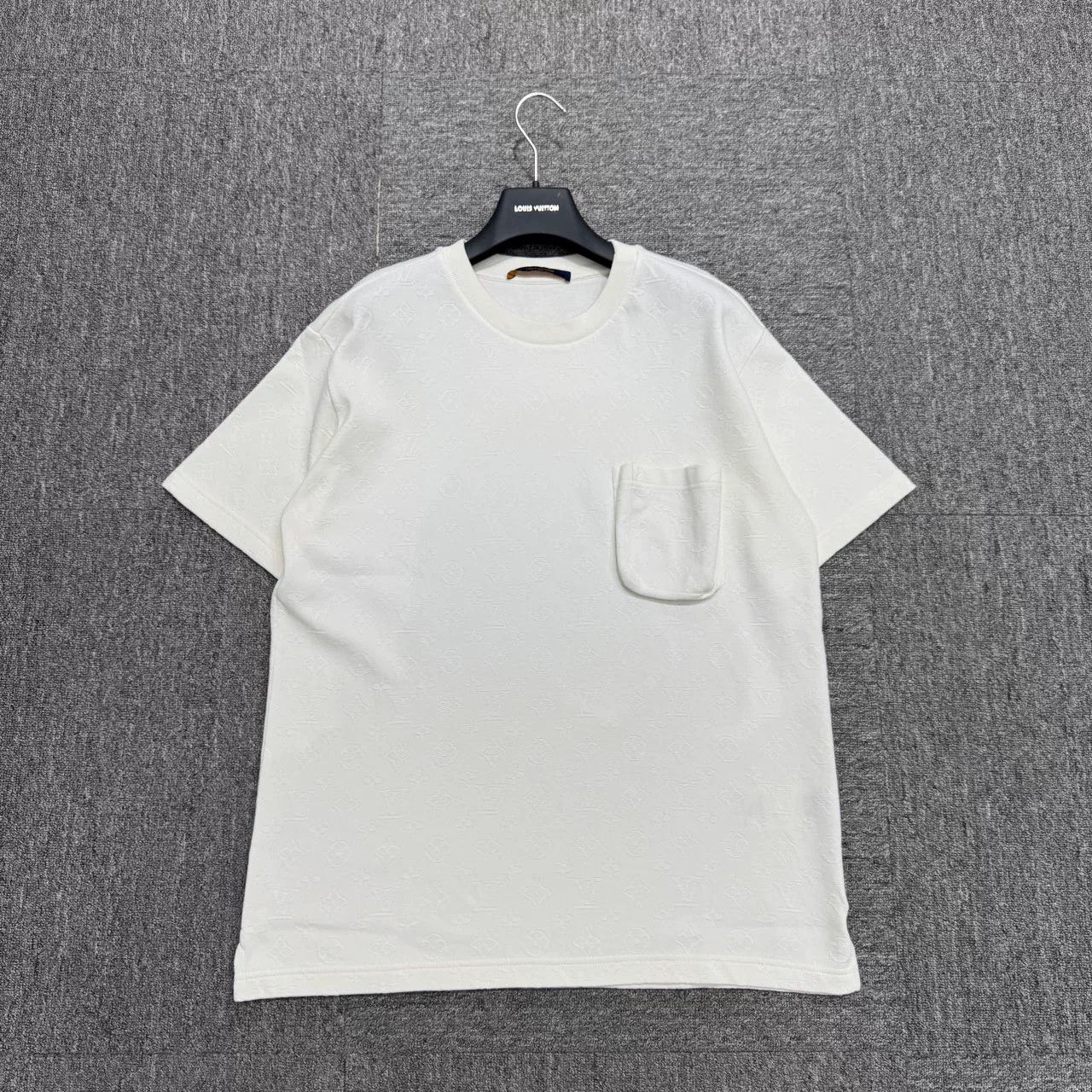 Louis Vuitton louis vuitton monogram short sleeve shirt Size US M / EU 48-50 / 2 - 1 Thumbnail