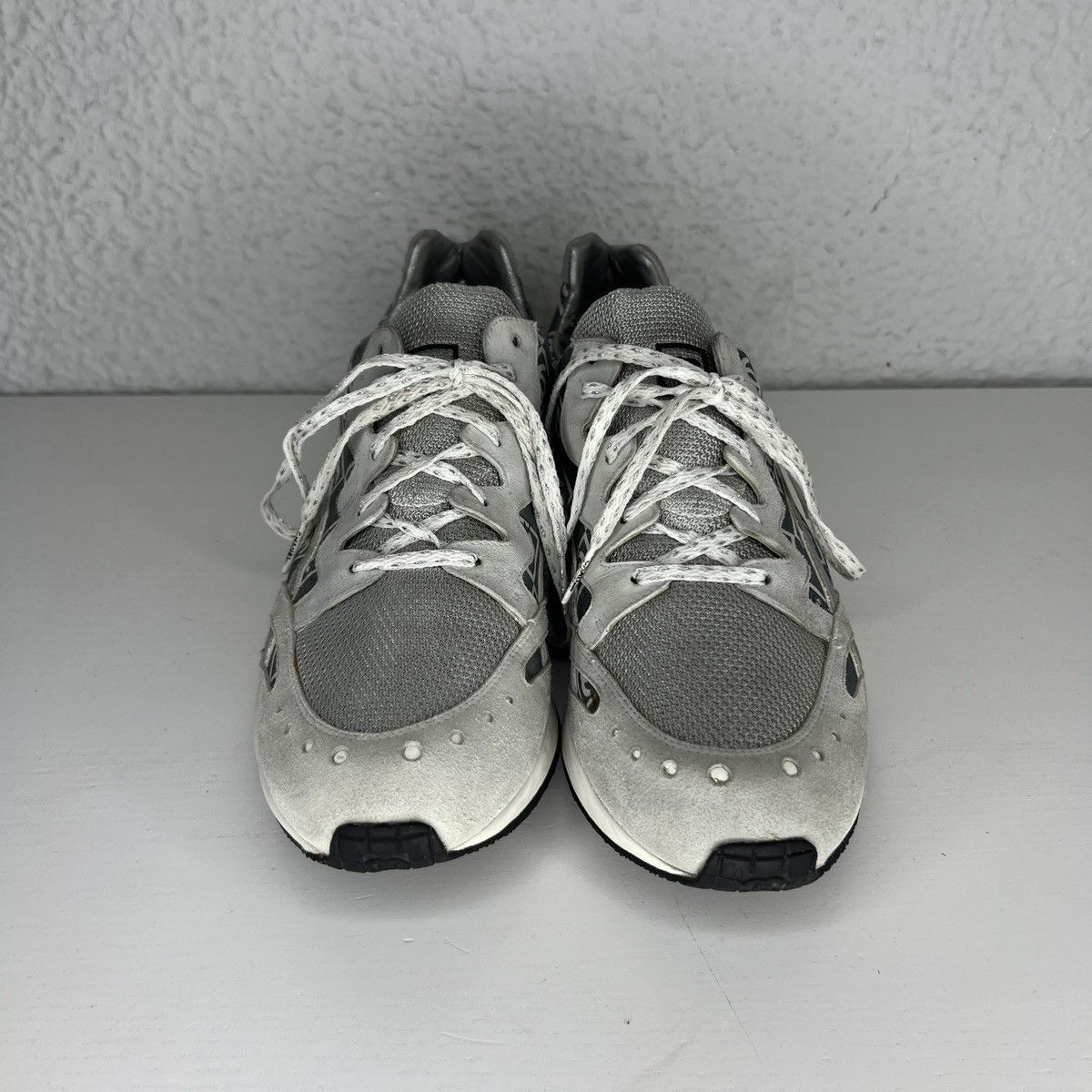 Chanel CHANEL Low-Top Sneakers Shoes Baskets Grey Monogram Trainers Size US 9 / IT 39 - 2 Thumbnail
