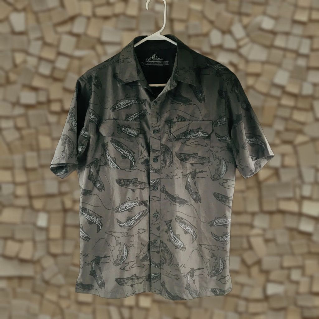 Croft & Barrow Croft & Barrow Shirt Men's Small Gray Vented Fishing Button Up Short Sleeve Size US S / EU 44-46 / 1 - 1 Thumbnail