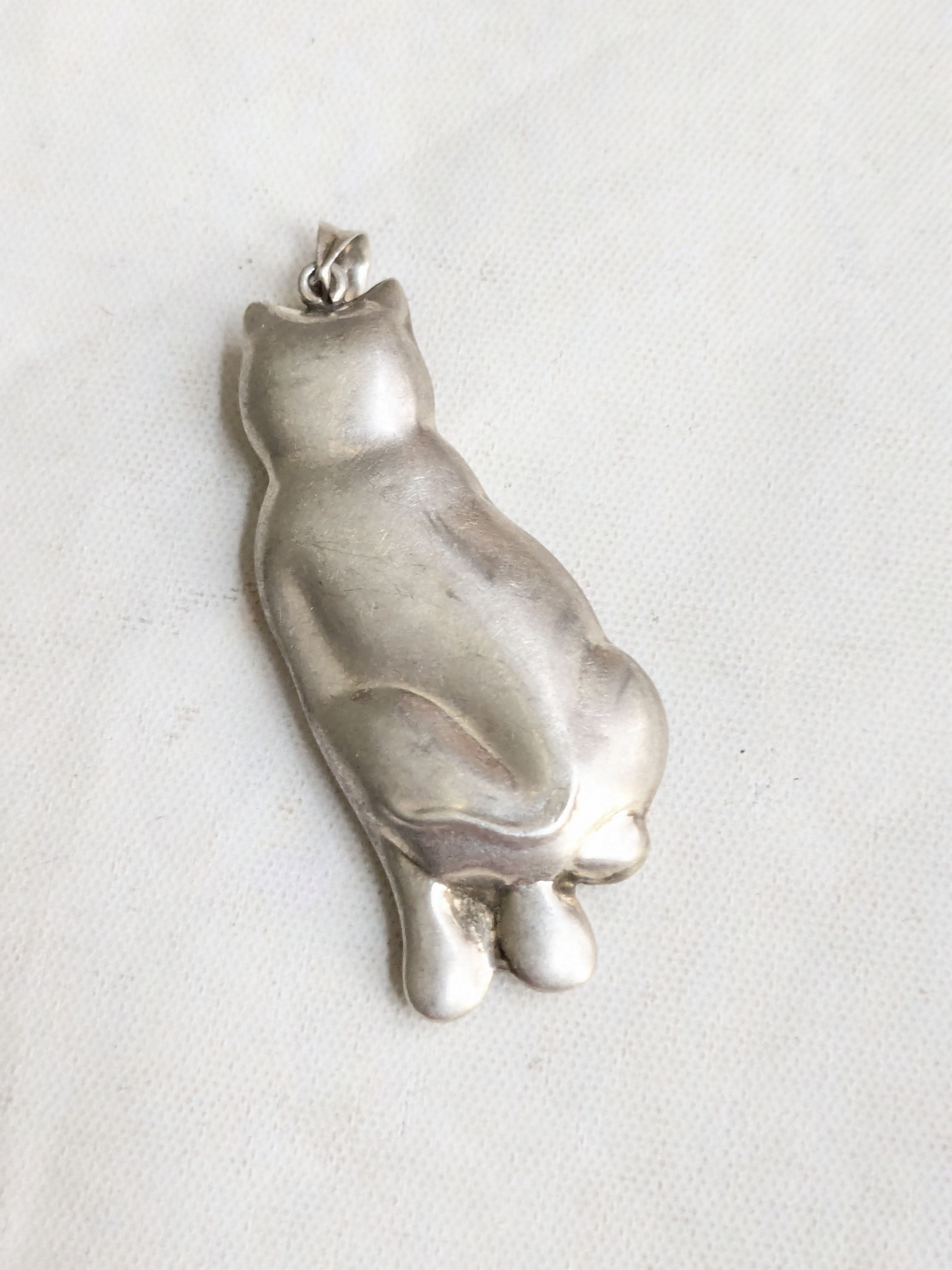 Sterling Silver Vintage Sterling Silver Cat Pendant Puffy Hollow Size ONE SIZE - 7 Thumbnail
