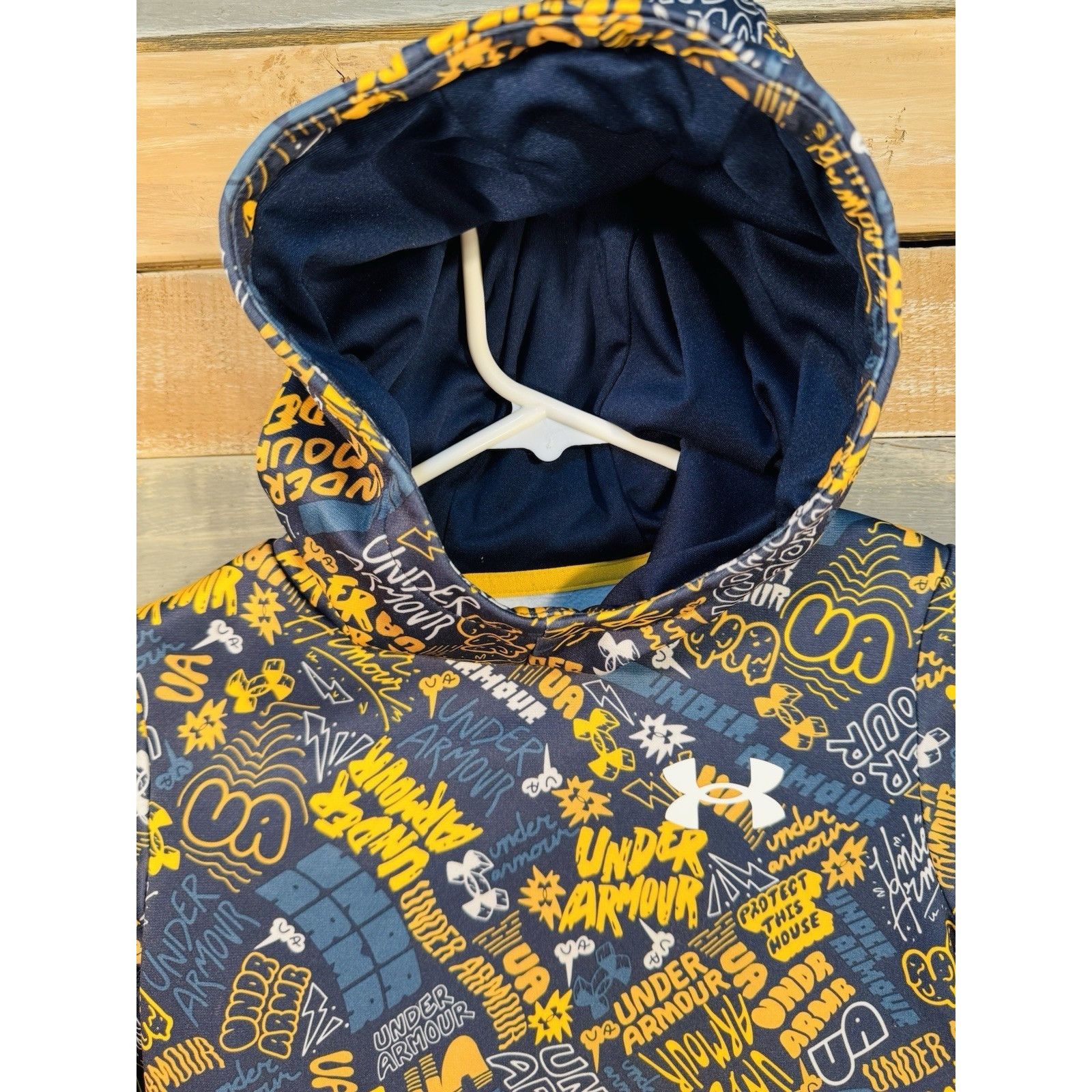 Under Armour Under Armour Yellow Logo Pullover Hoodie Sweater Jacket Boys Size US XS / EU 42 / 0 - 5 Thumbnail