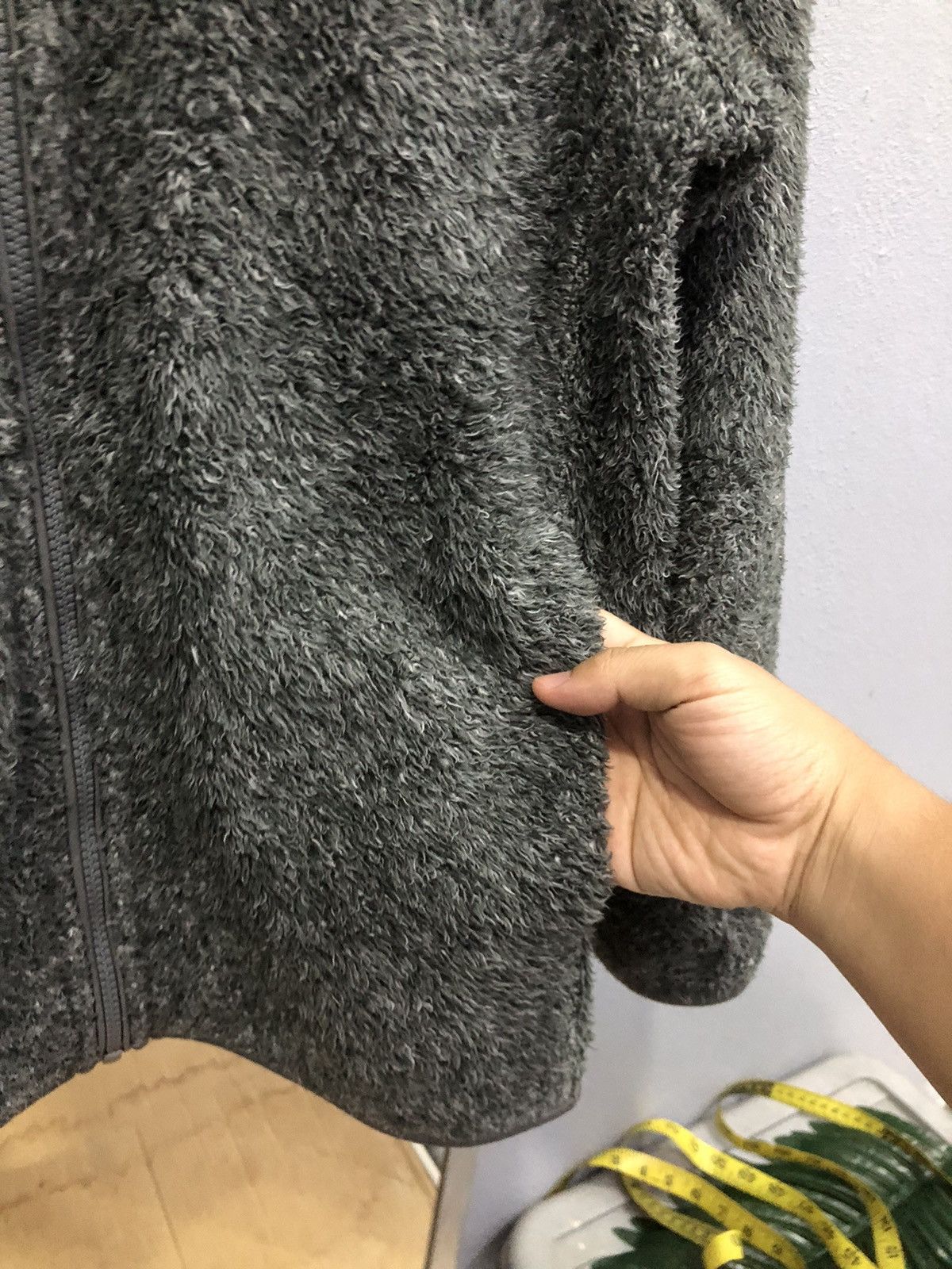 Uniqlo Uniqlo Cozy Sherpa Zip Jacket - Charcoal Grey Size US L / EU 52-54 / 3 - 7 Thumbnail