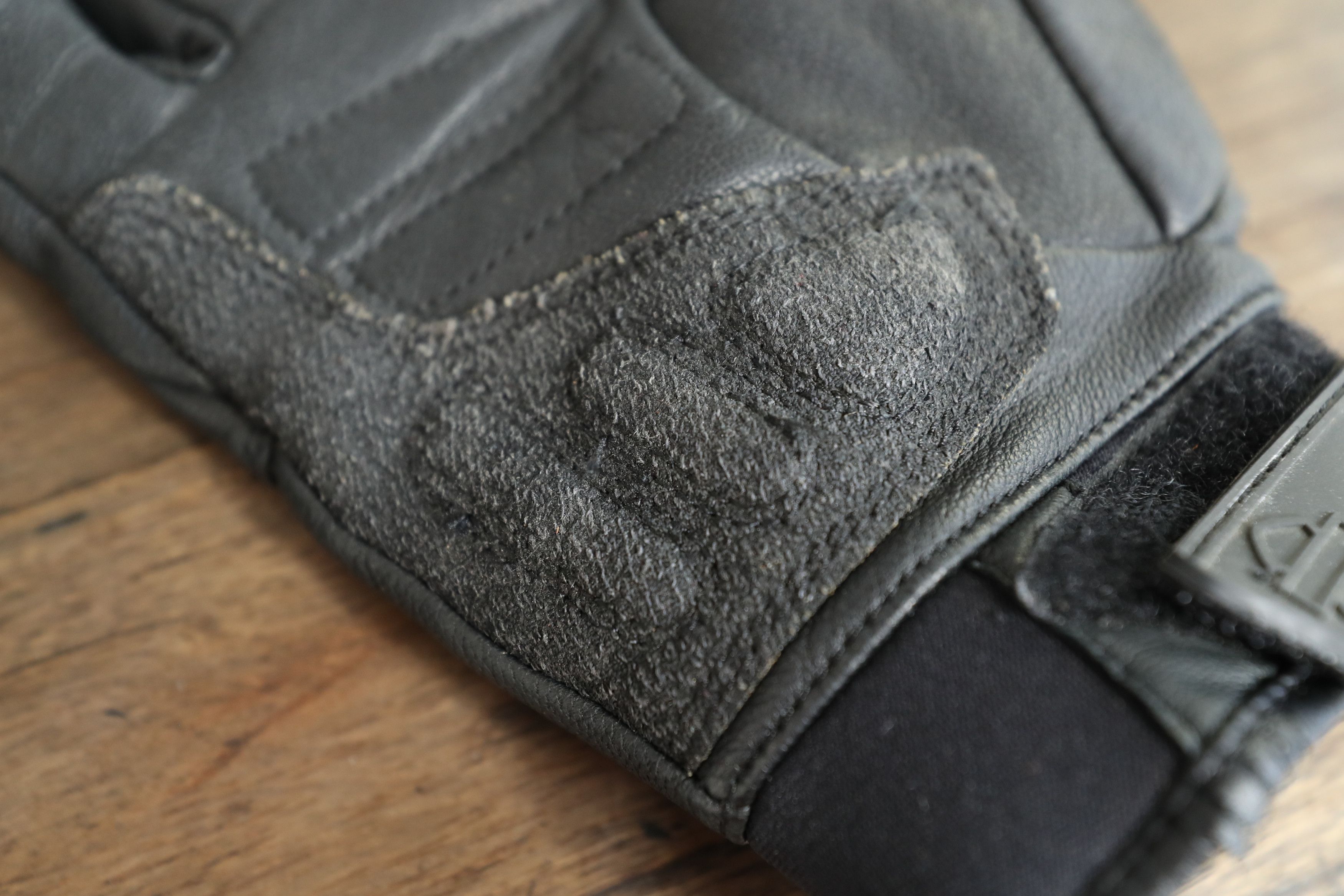 Harley Davidson Harley Davidson Goatskin Leather Motorcycle Gloves 2013 (M) Size ONE SIZE - 7 Thumbnail