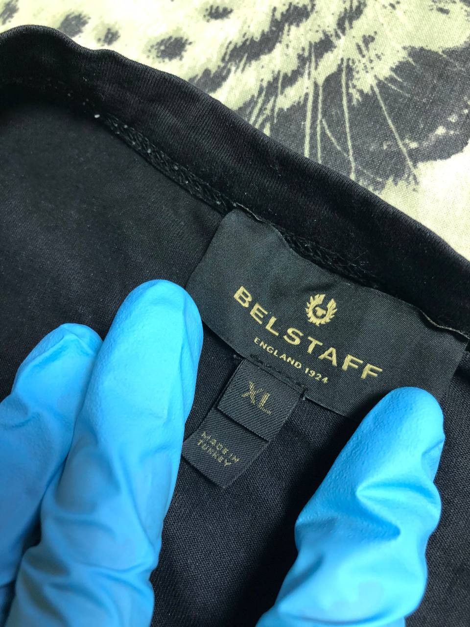 Belstaff Vintage Belstaff Classic Fit Short Sleeve T-Shirt Size XL Size US XL / EU 56 / 4 - 2 Thumbnail