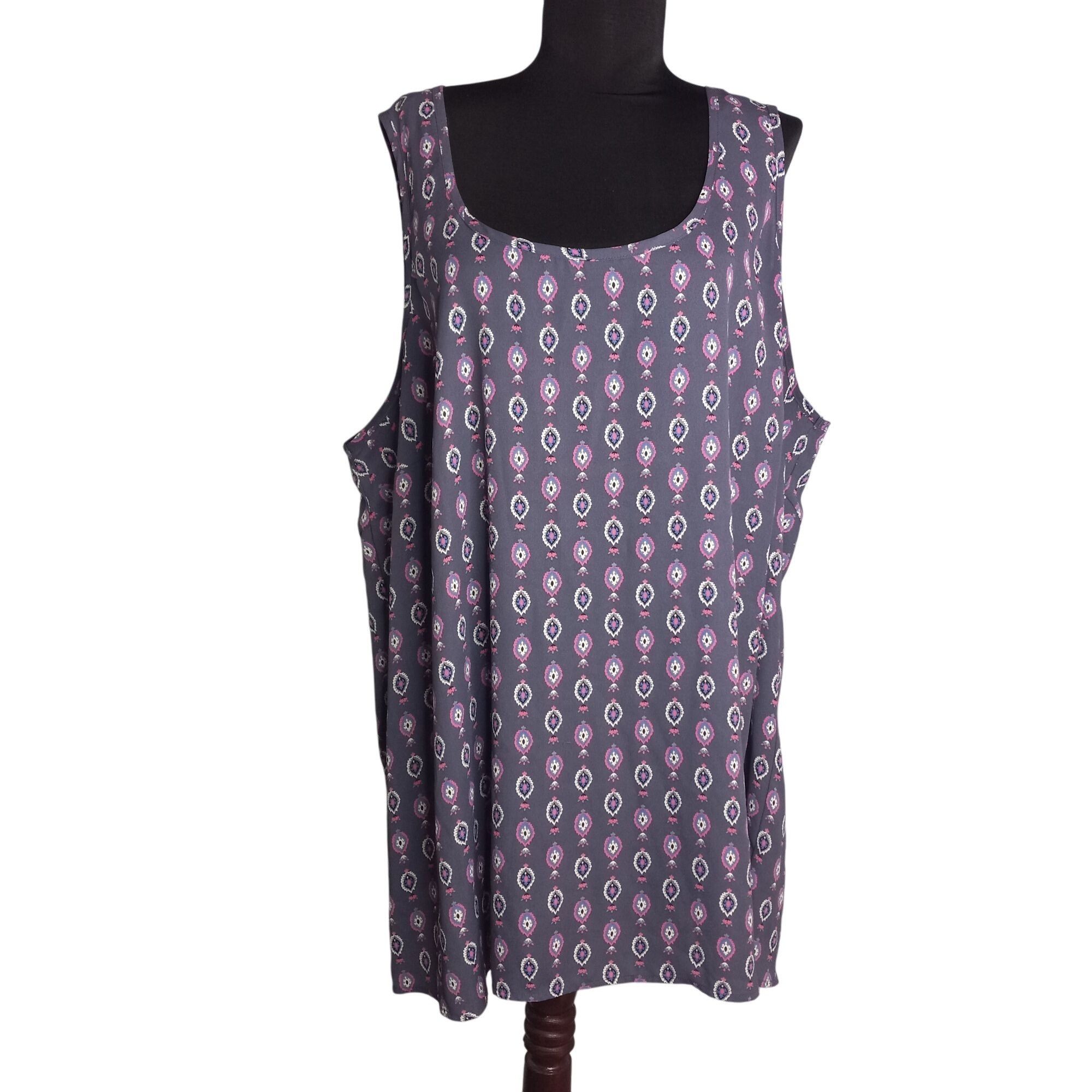 Torrid Torrid Size 3 Tunic Top Sleeveless Mandala Print Georgette H Size 3XL / US 20-22 - 1 Thumbnail