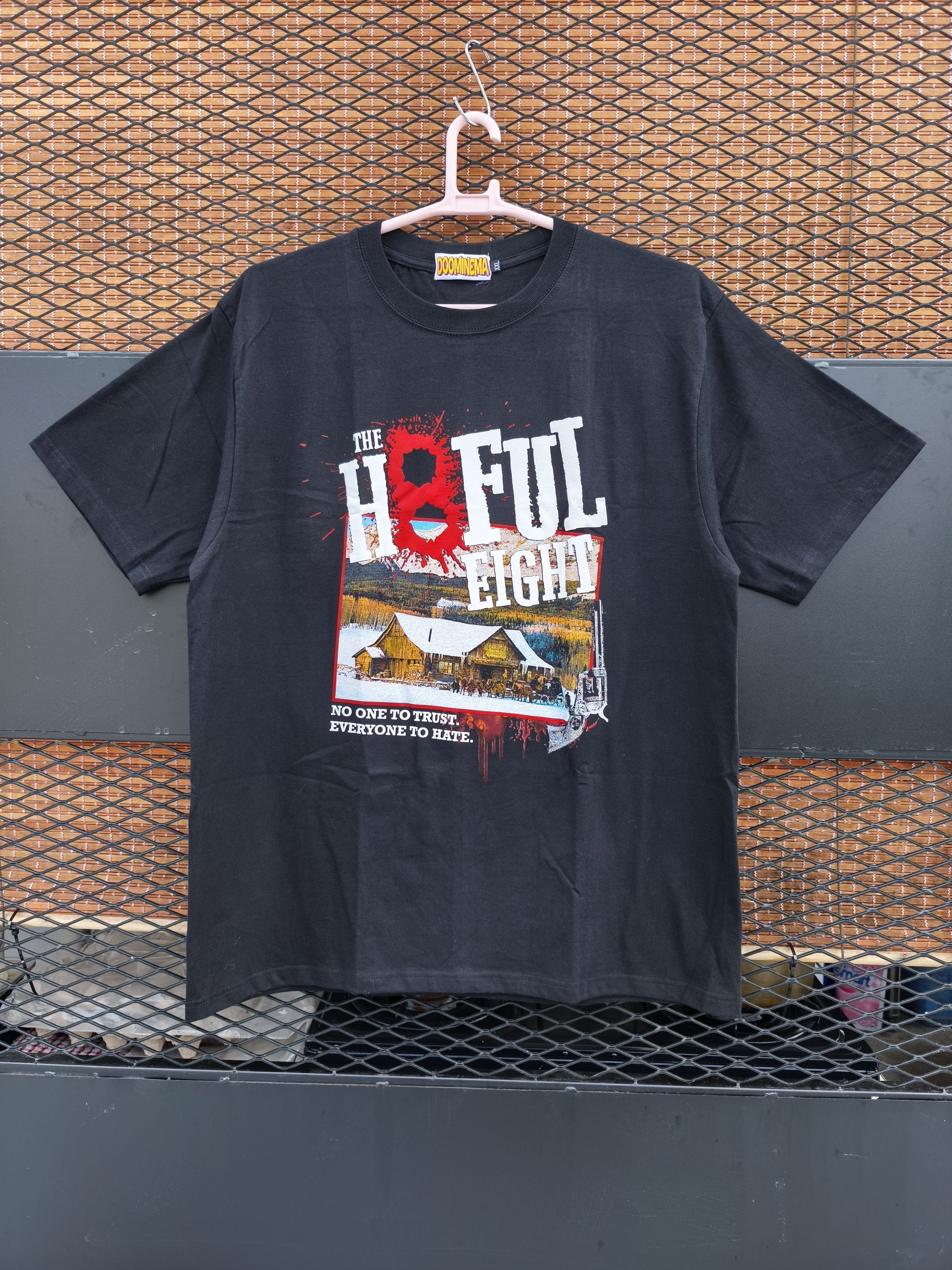 Other The Hateful Eight Film by Quentin Tarantino T-shirt Size US XXL / EU 58 / 5 - 1 Thumbnail
