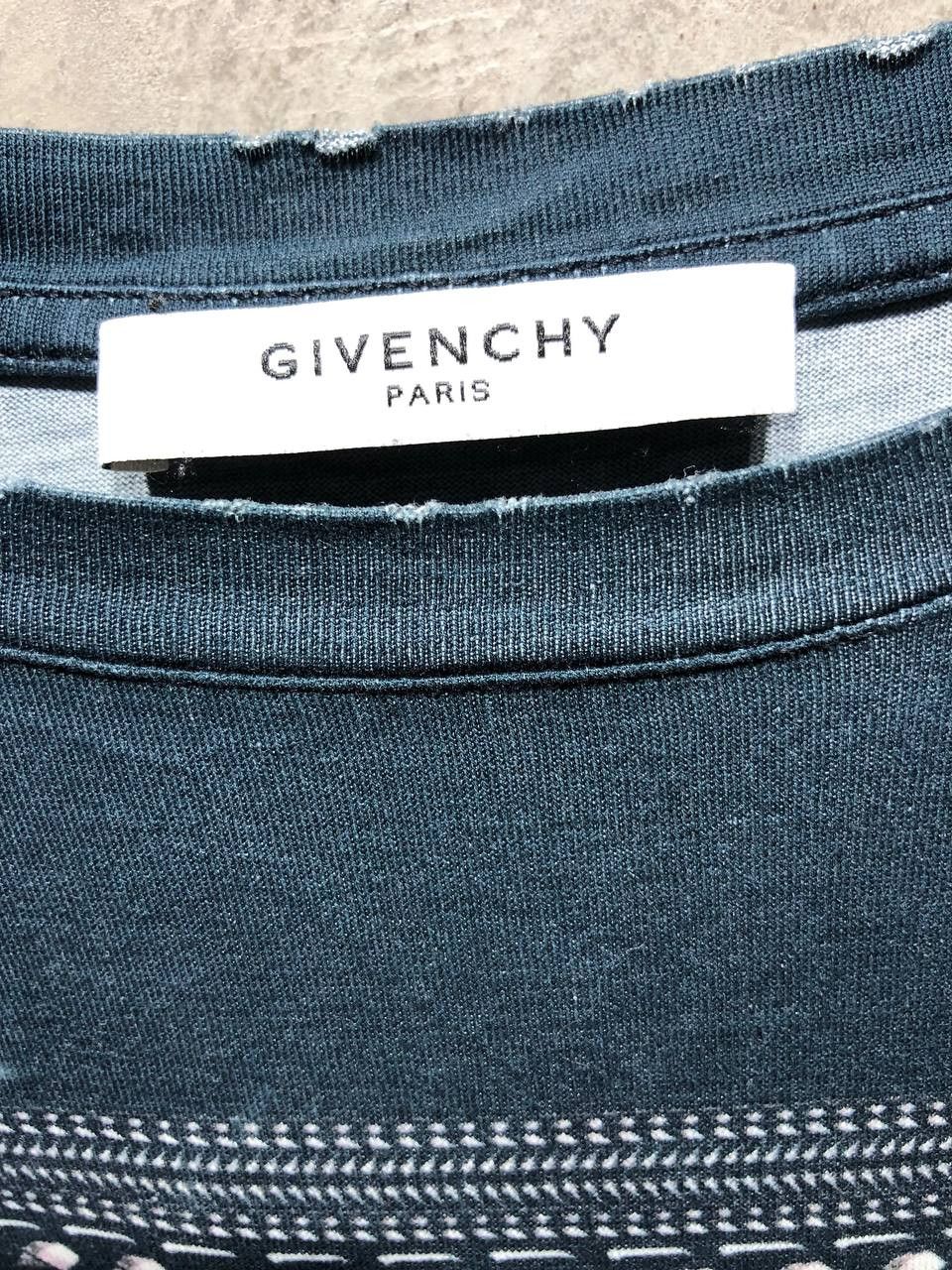Givenchy Givenchy Virgin Mary Graphic tee Size US L / EU 52-54 / 3 - 3 Thumbnail