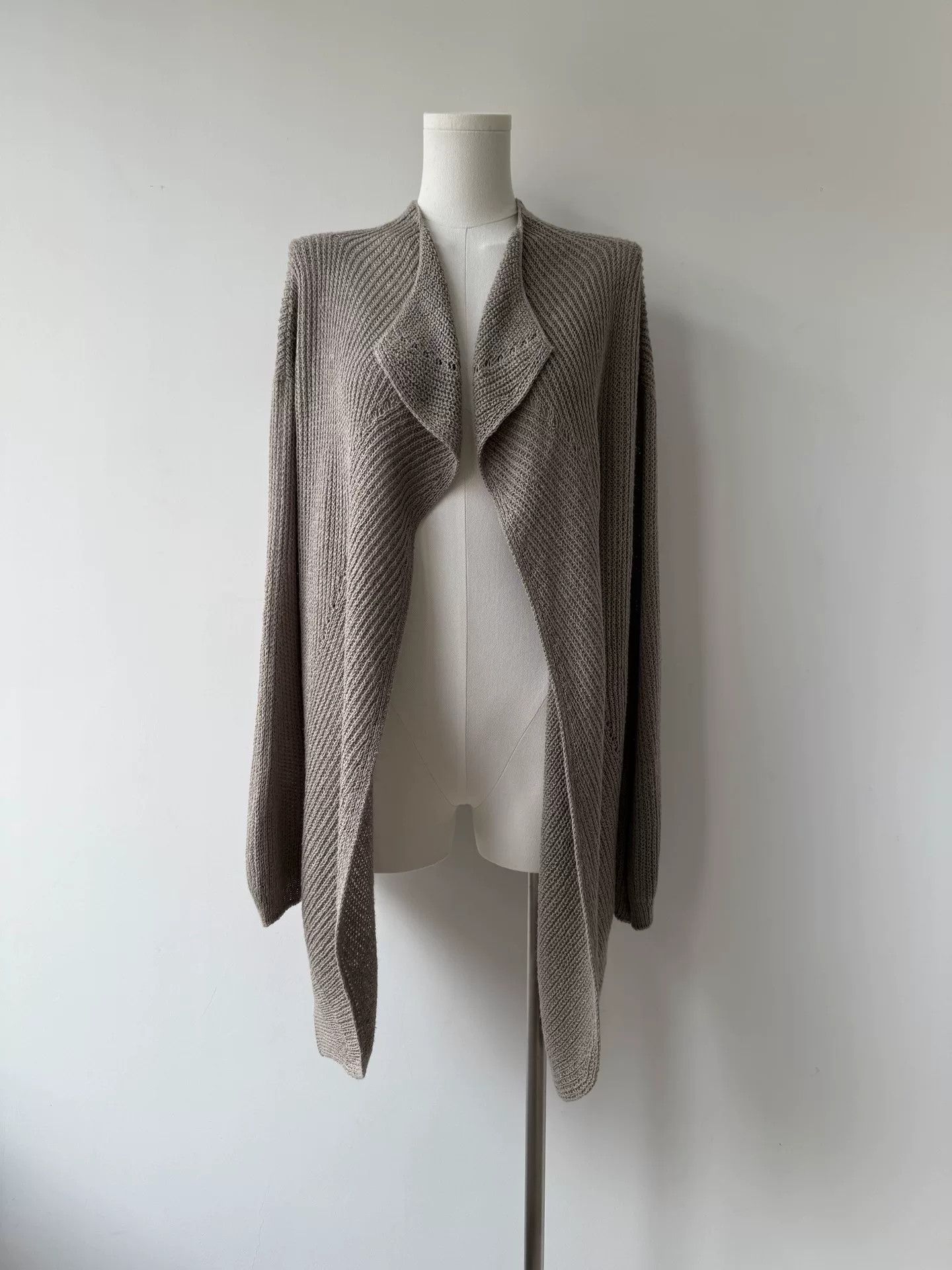 Y's Yohji Yamamoto Knit Cardigan in Beige Size ONE SIZE - 1 Thumbnail