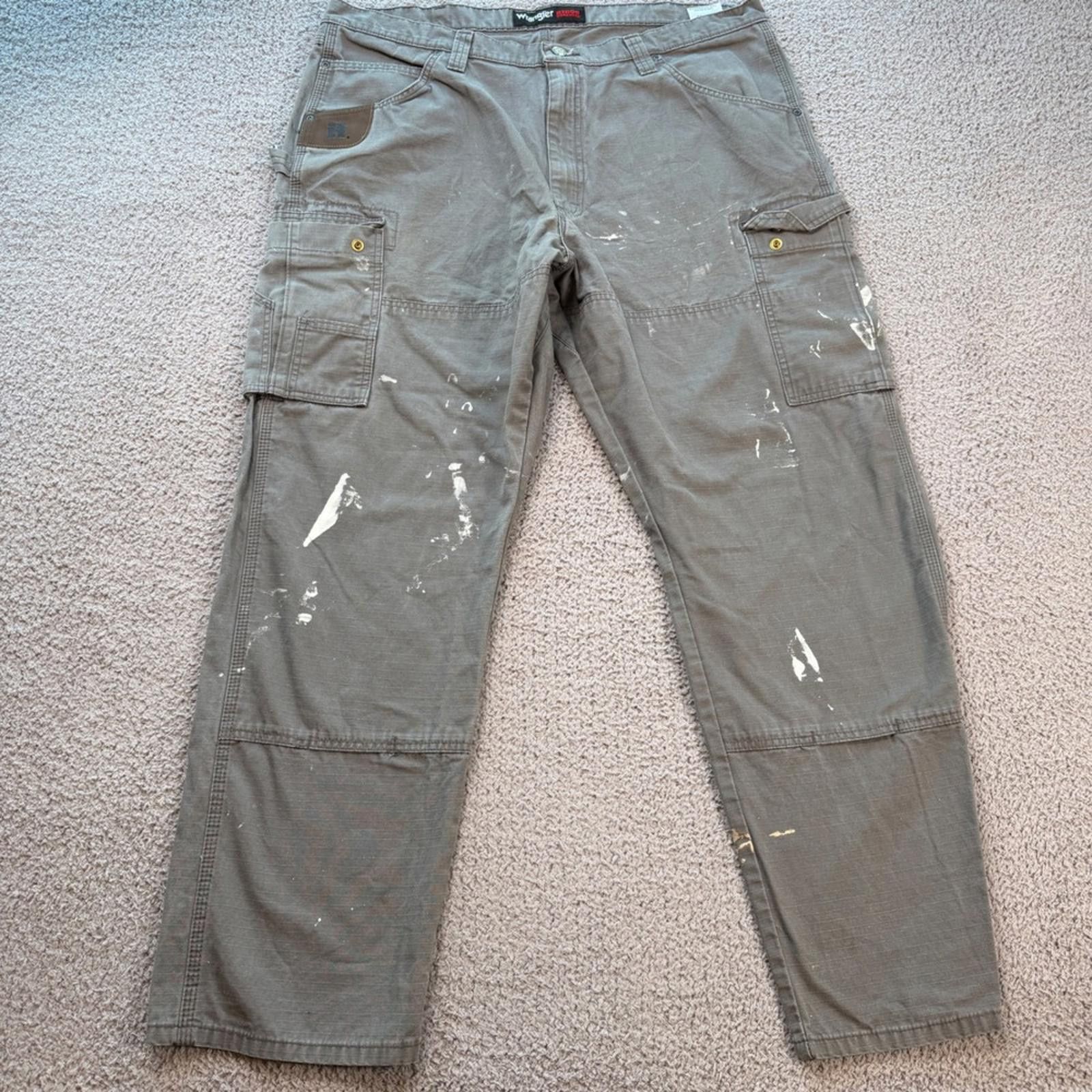 Wrangler Wrangler Riggs Workwear Mens 40x32 Grey Ripstop Cargo Pants Size US 40 / EU 56 - 1 Thumbnail
