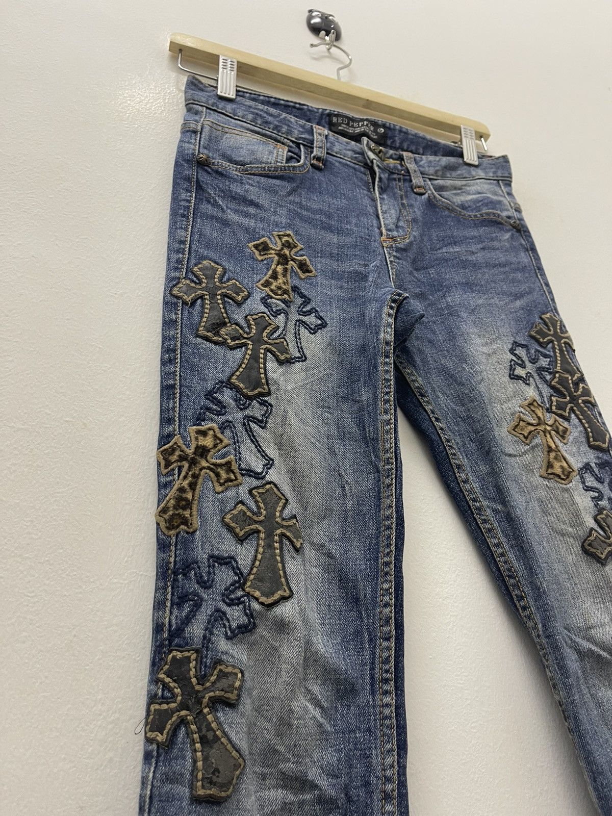Japanese Brand Rare Vintage RED PEPPER Japan X Chrome Hearts Cross Patch Size US 26 / EU 42 - 4 Thumbnail