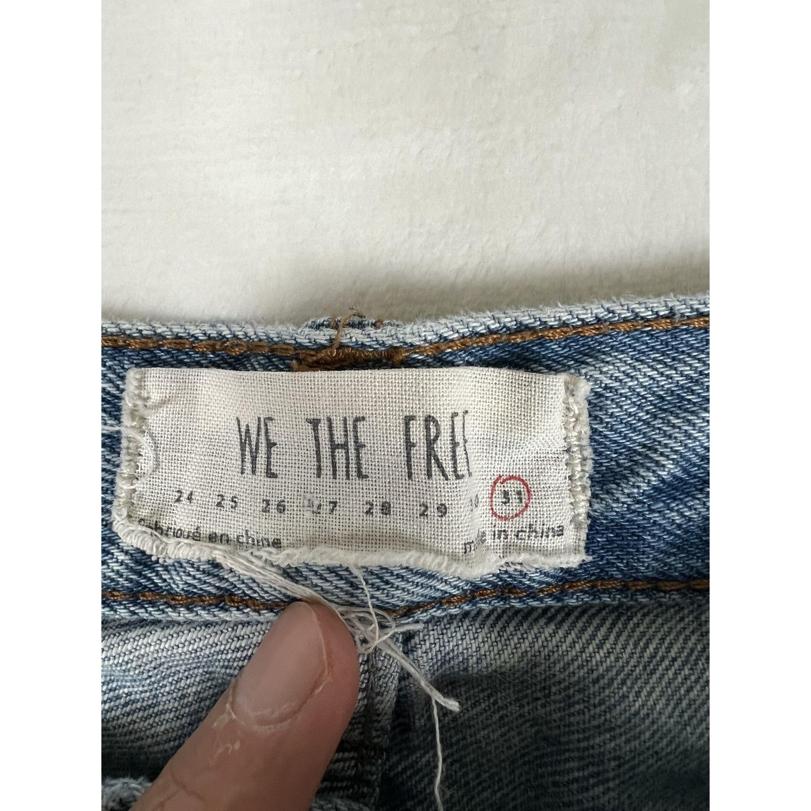 Other We The Free Mom Jeans Women's 31 Blue Light Wash High Rise B Size 31" - 3 Thumbnail
