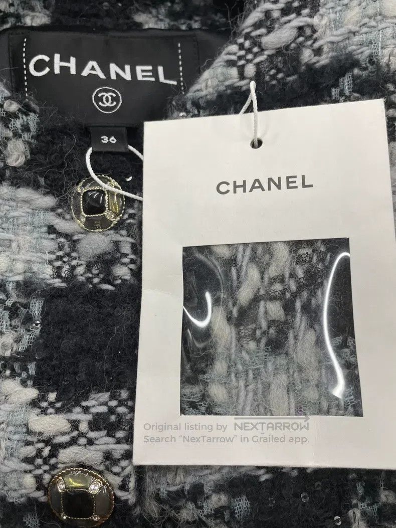 Chanel Chanel Gray tweed plaid vest jacket Size XS / US 0-2 / IT 36-38 - 4 Thumbnail