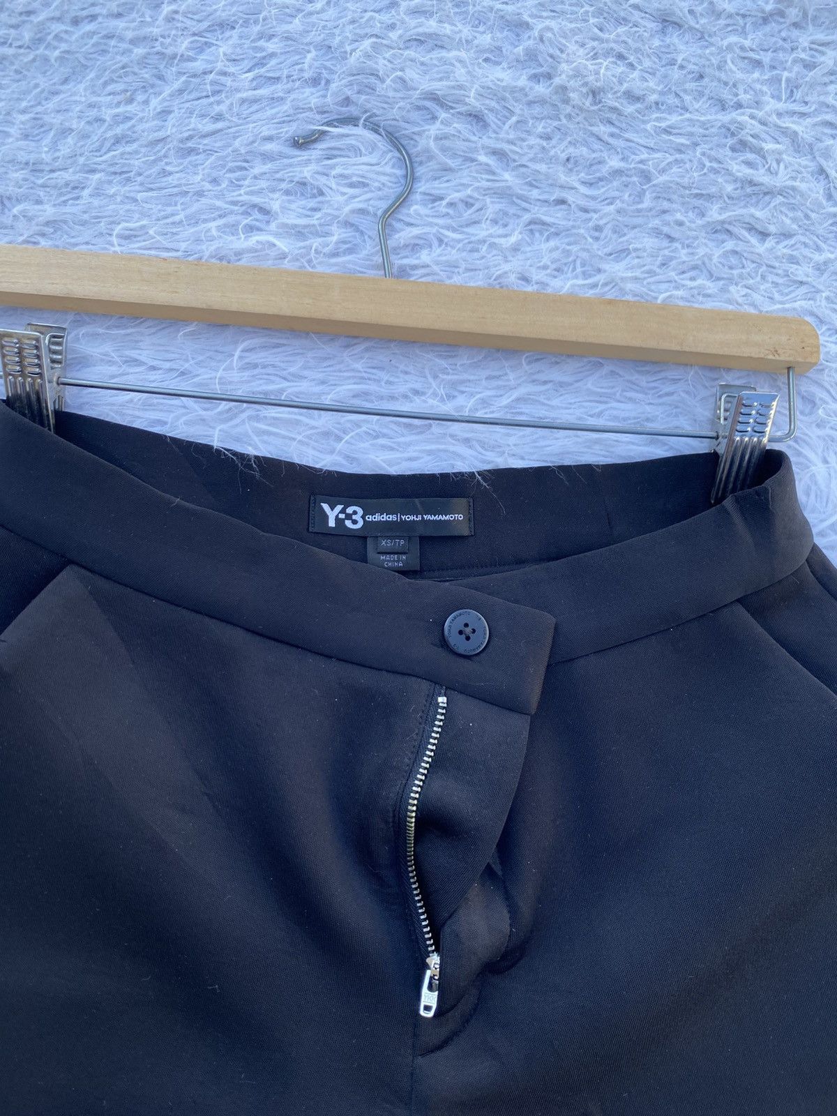 Adidas × Y-3 Rare Adidas x Yohji Yamamoto Y-3 Black Short Pants Size US 27 - 5 Thumbnail