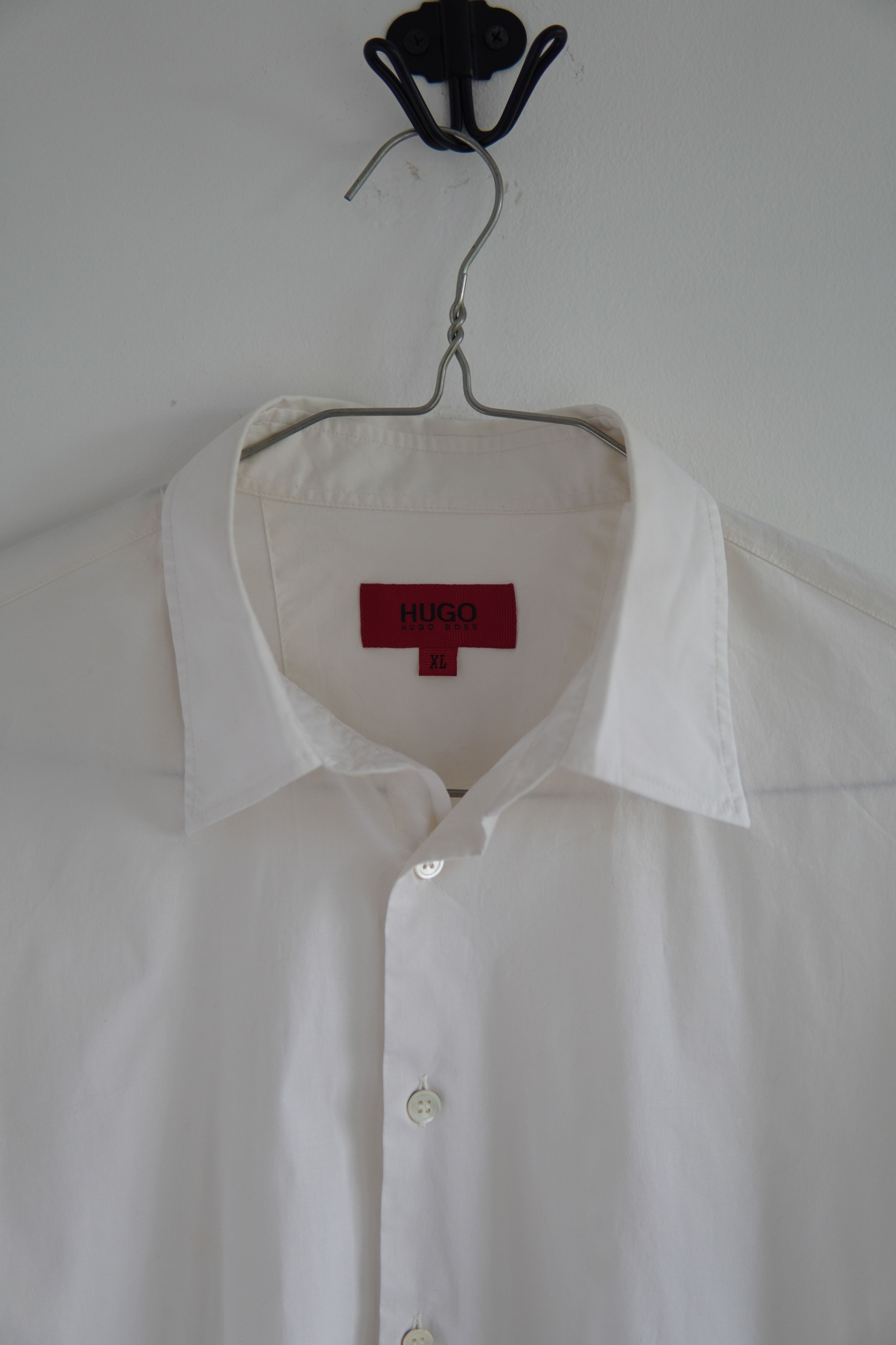 Hugo Boss Hugo Boss Red Tag Dress Button Down Shirt Size US XL / EU 56 / 4 - 4 Thumbnail