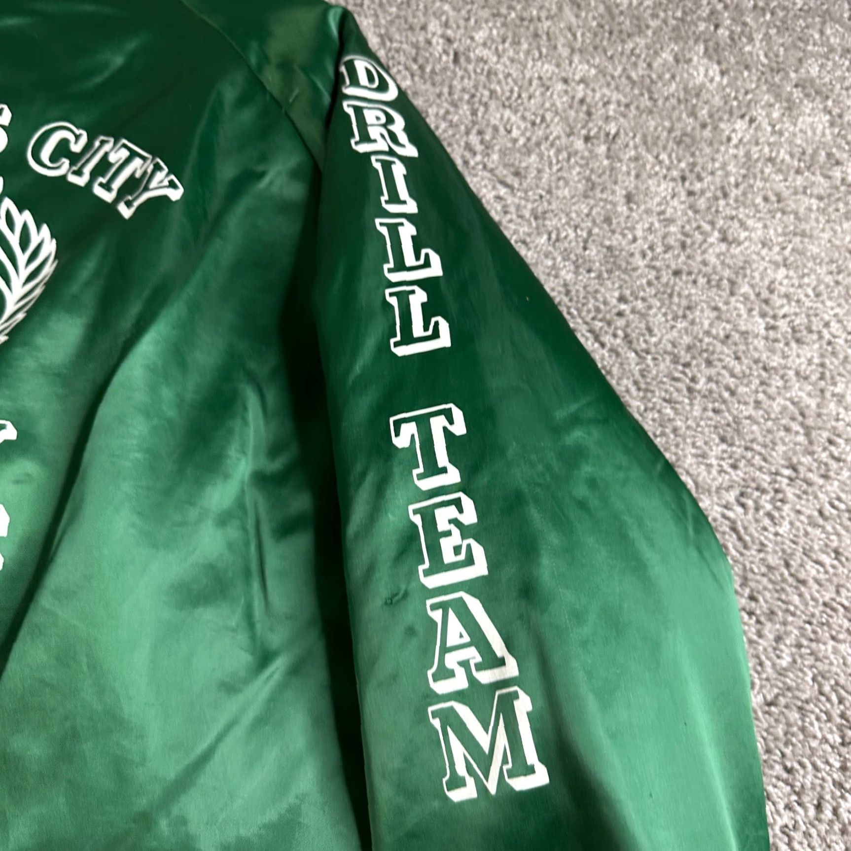 Vintage VINTAGE Nasco JACKET Bomber Shirt Mens M Green Satin Logo Pocket Memorial 90s Size US M / EU 48-50 / 2 - 6 Thumbnail