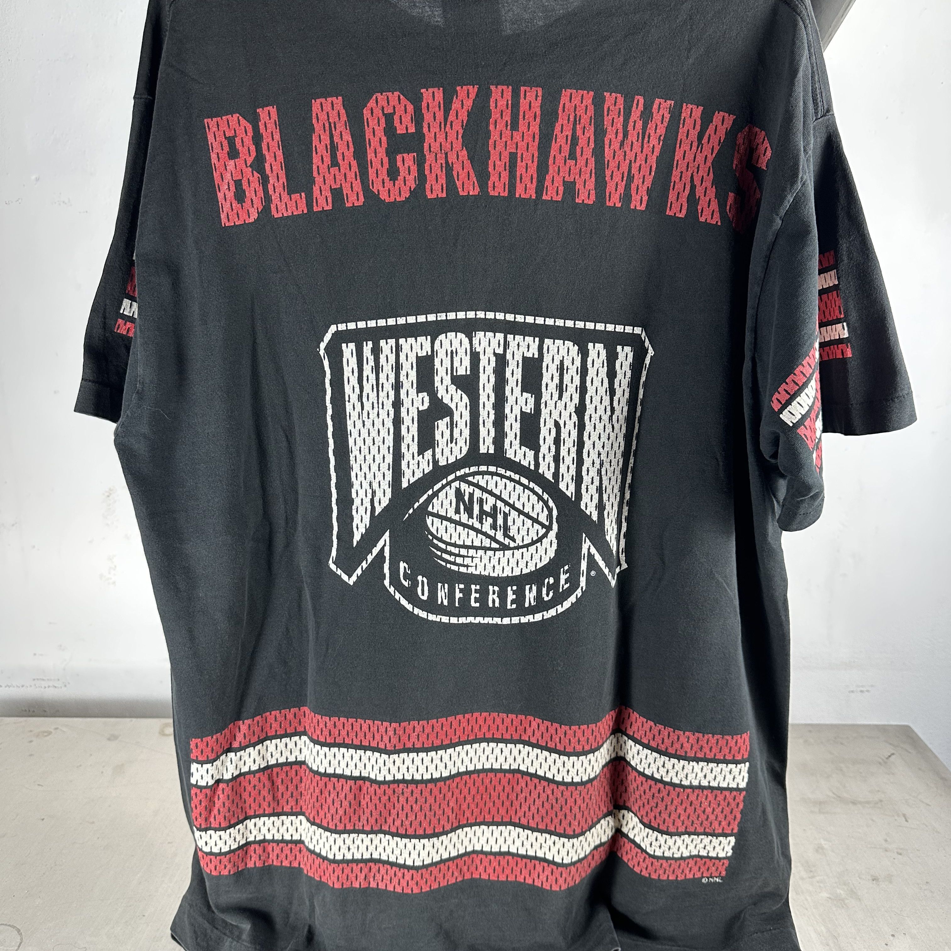 Vintage 90s Chicago Blackhawks NHL All Over Print AOP T-shirt Size US XL / EU 56 / 4 - 4 Thumbnail