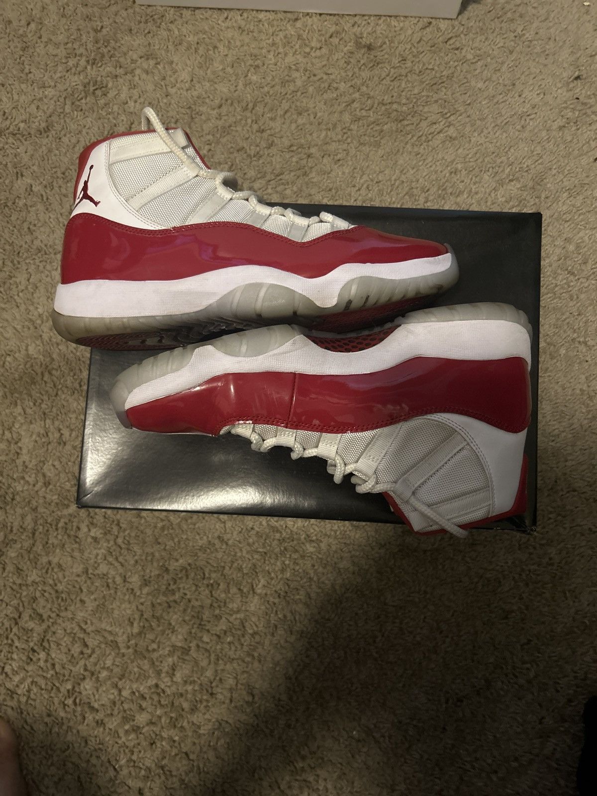 Jordan Brand Jordan 11 Cherry Size US 10 / EU 43 - 5 Thumbnail