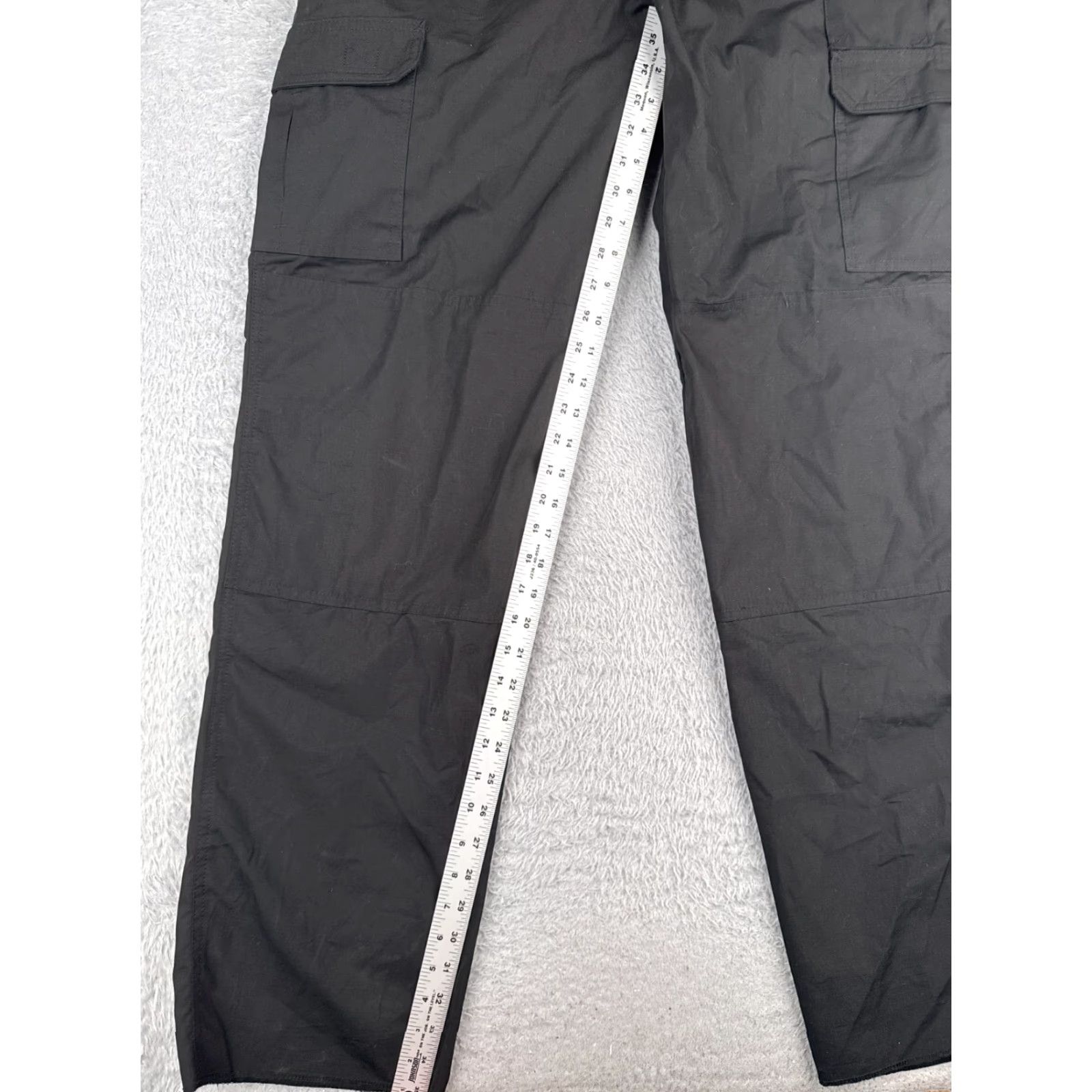 Propper VINTAGE? No — Propper Tactical Pants Women 18 Black Rip-Stop Cargo Un-hemmed LEO 36x35 NEW Size 40" / US 18 - 7 Thumbnail