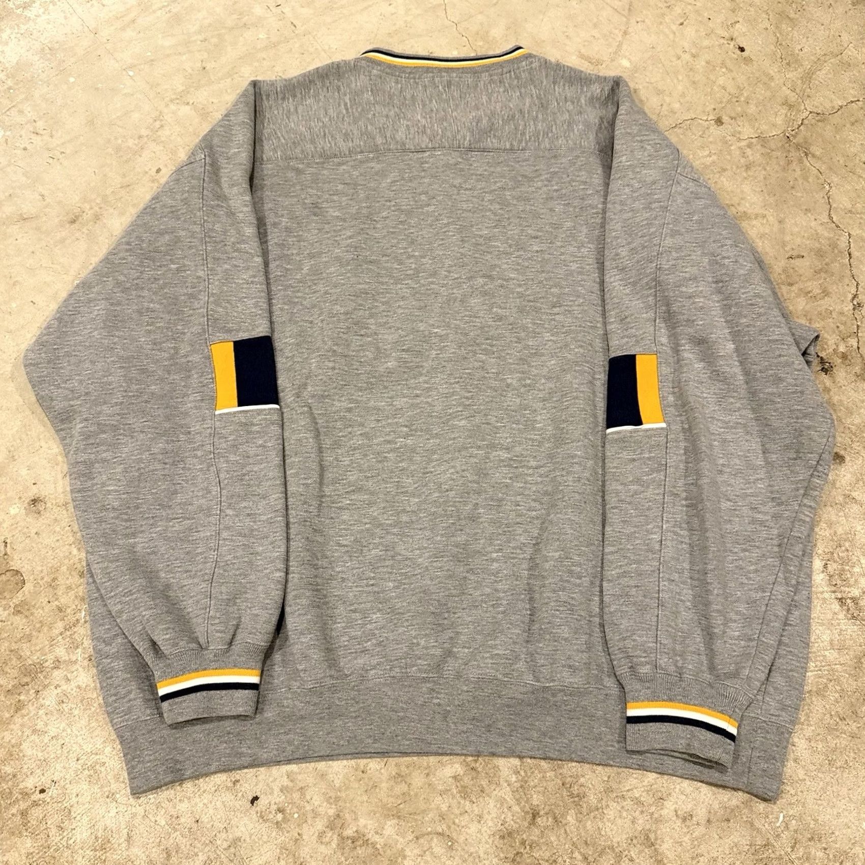 Lee VINTAGE University of Michigan Wolverines Lee Sport Crewneck Sweatshirt 2XL Gray Cotton Blend Embroidered Logo Mens Sweatshirt 90s College Sports Size US XXL / EU 58 / 5 - 2 Thumbnail