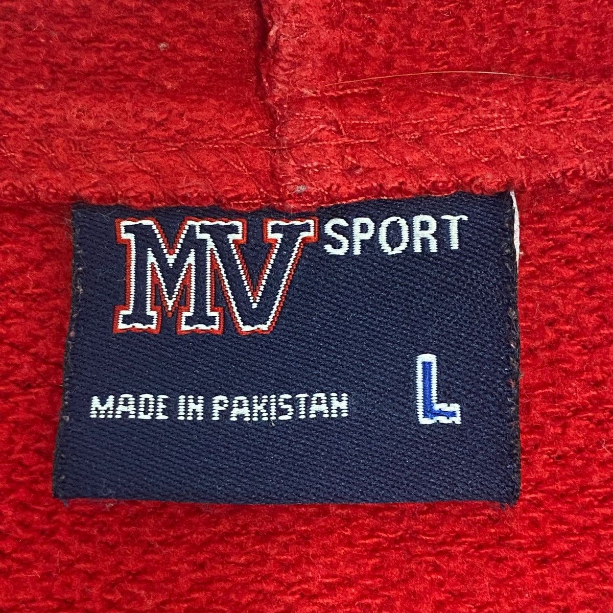 Vintage Vintage Mv Sport Red Hoodie Sweater Pullover Jumper Size L Size US L / EU 52-54 / 3 - 6 Thumbnail