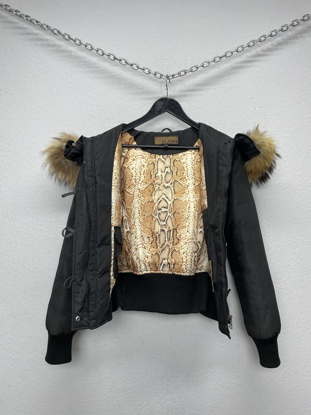 Le Grande Bleu (L.G.B.) Vintage Rick Owens Vibe Faux Fur Trim Girly Puffer Jacket y2 Size S / US 4 / IT 40 - 16 Thumbnail