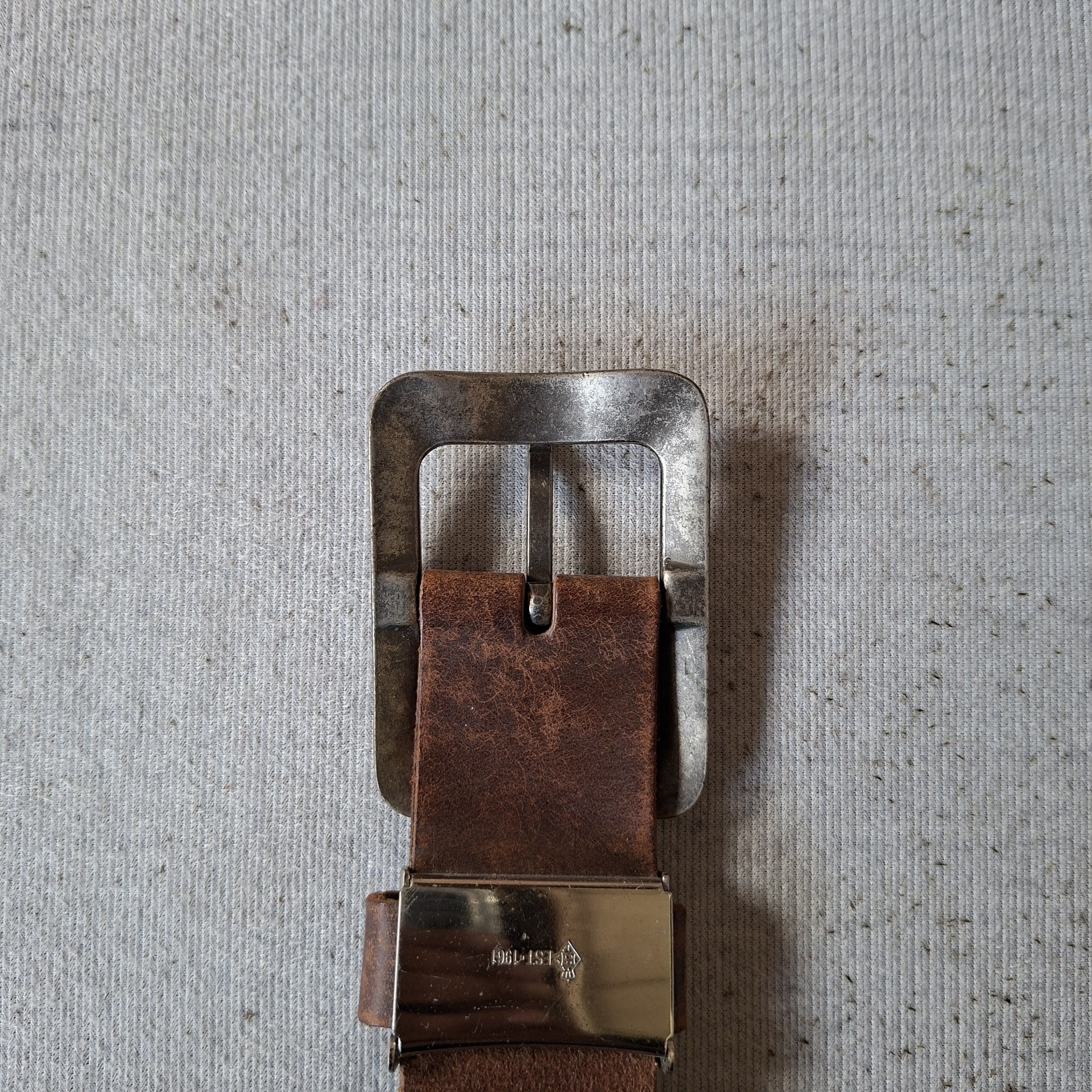 Japanese Brand 🧱 Vintage lida koubou garrison emboss leather belt Size ONE SIZE - 6 Thumbnail