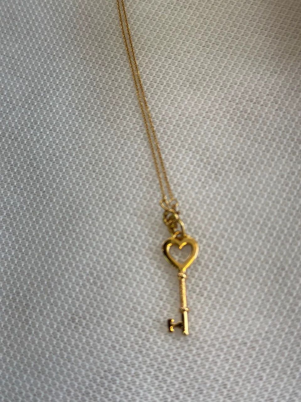 Tiffany & Co. Tiffany Gold Heart Key Necklace Size ONE SIZE - 1 Thumbnail